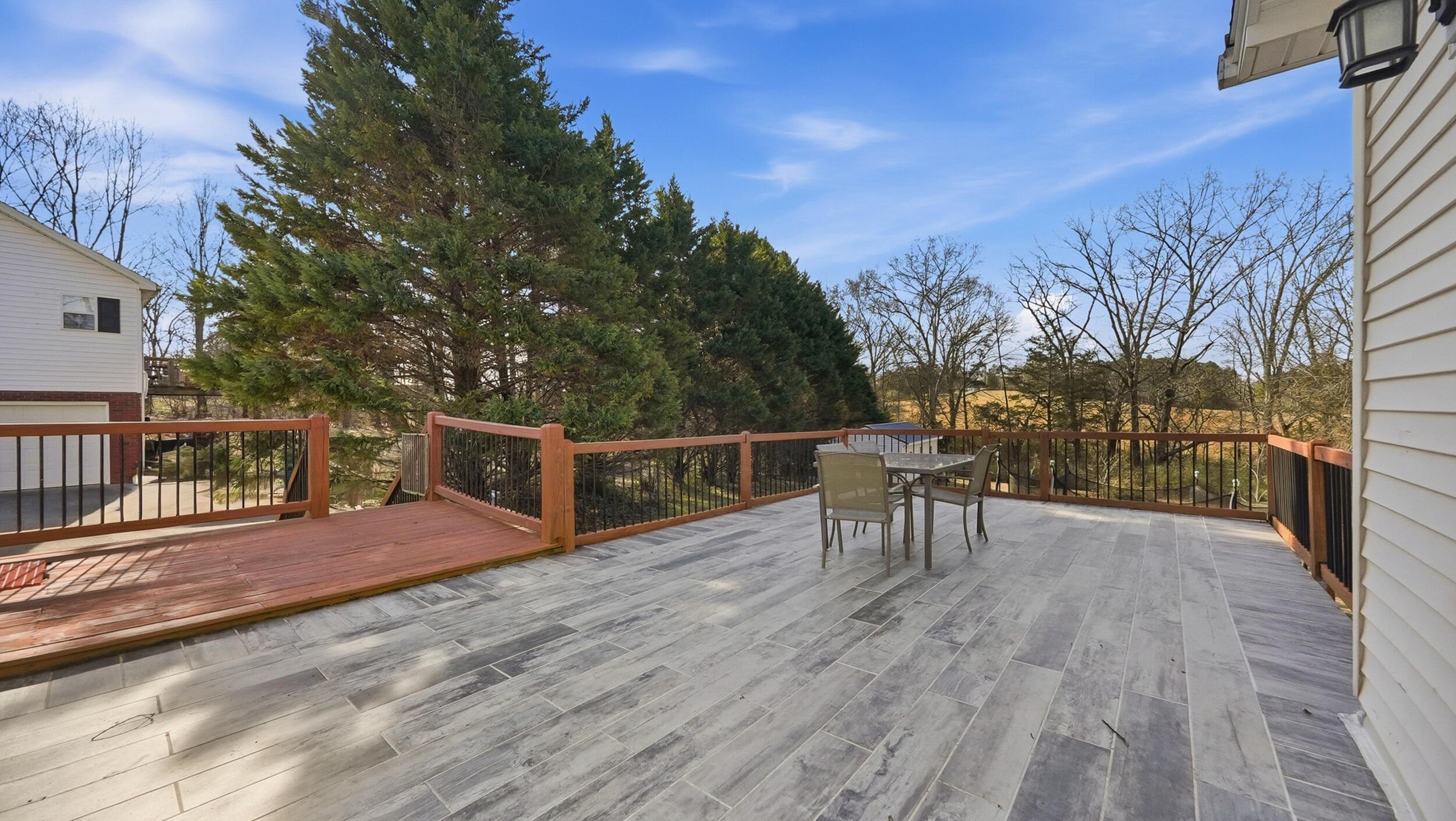 210 Hiwassee Drive NE