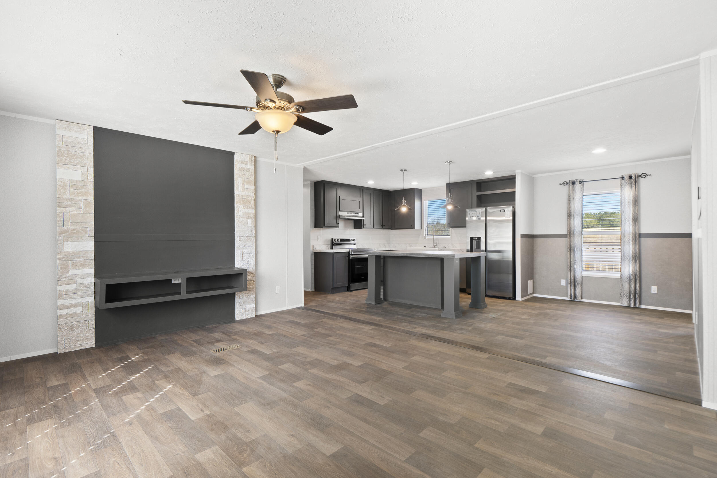2874 Snyder Loop