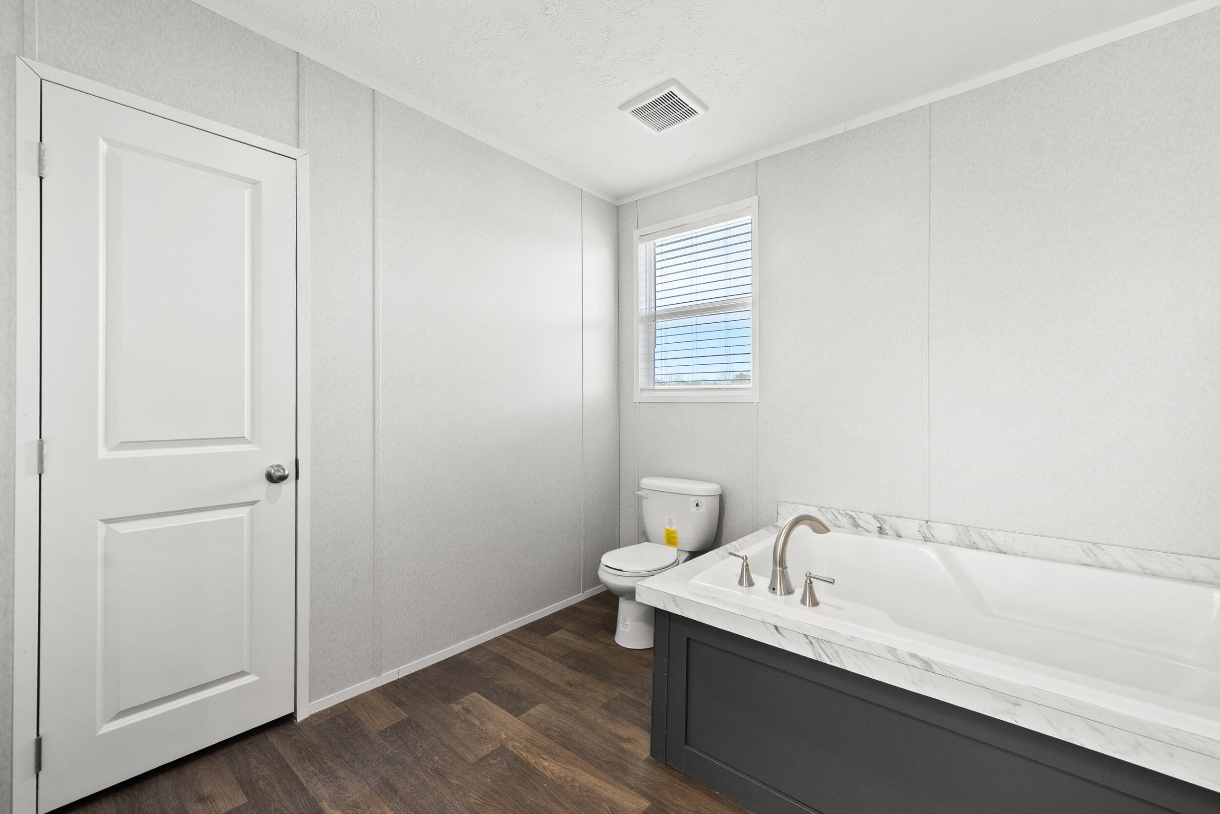 2874 Snyder Loop