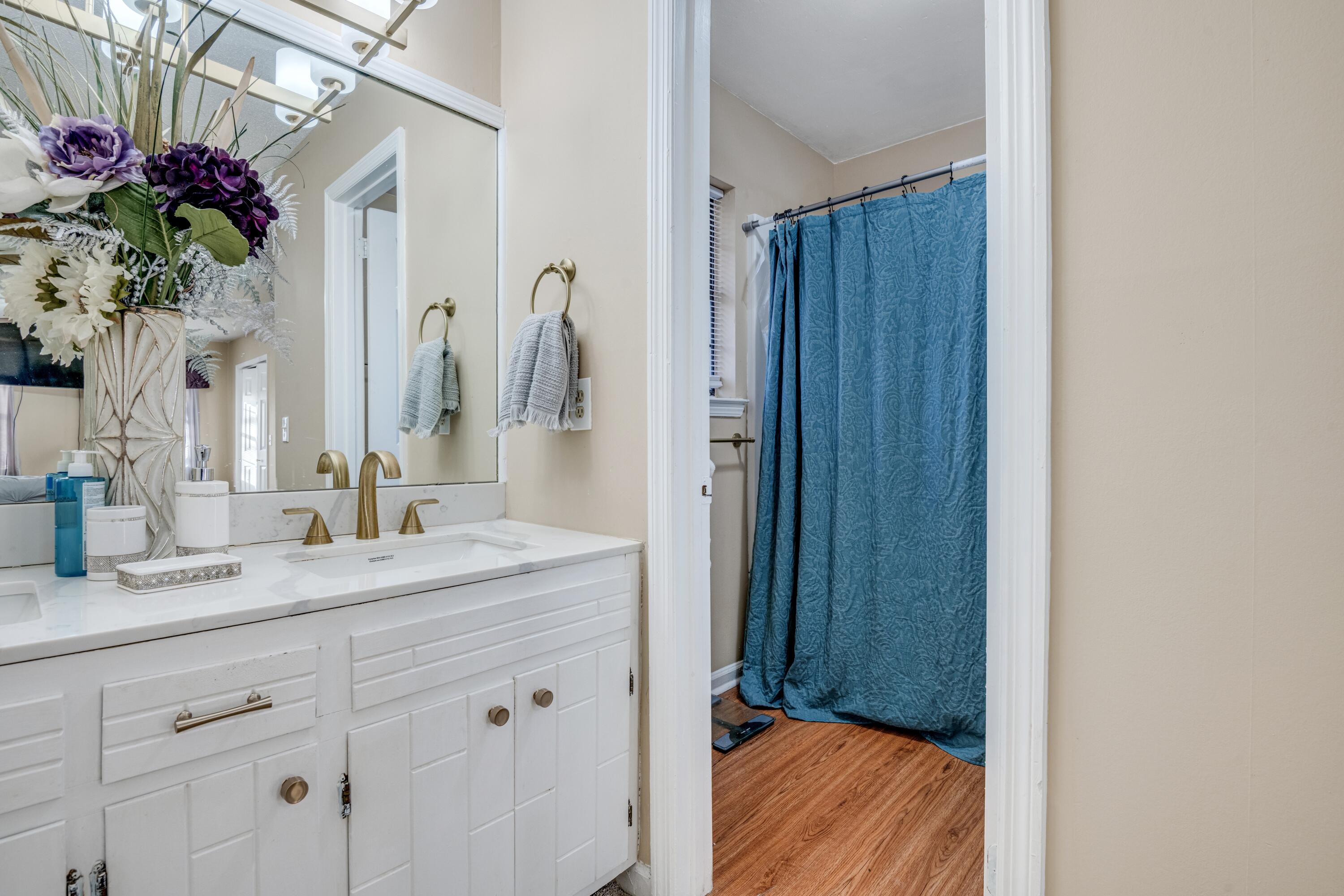 8807 Hurricane Manor Trail