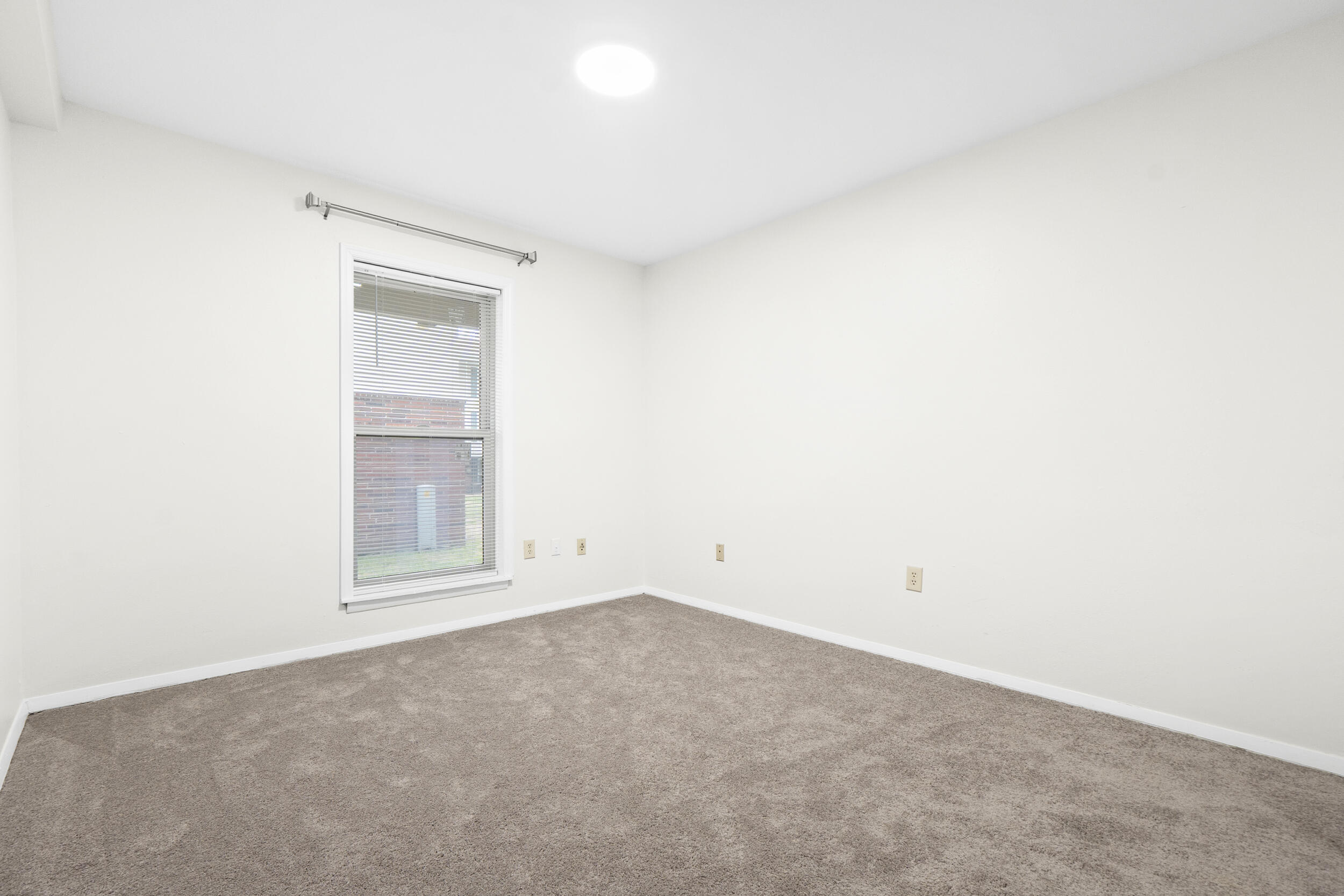 900 Mountain Creek Road, #E66