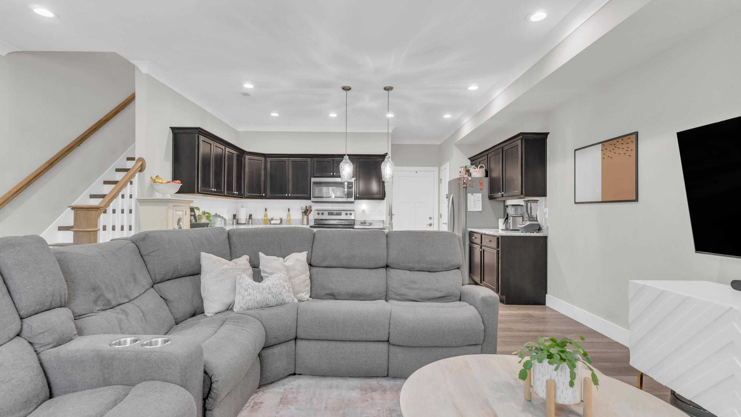 1808 Young Road SE