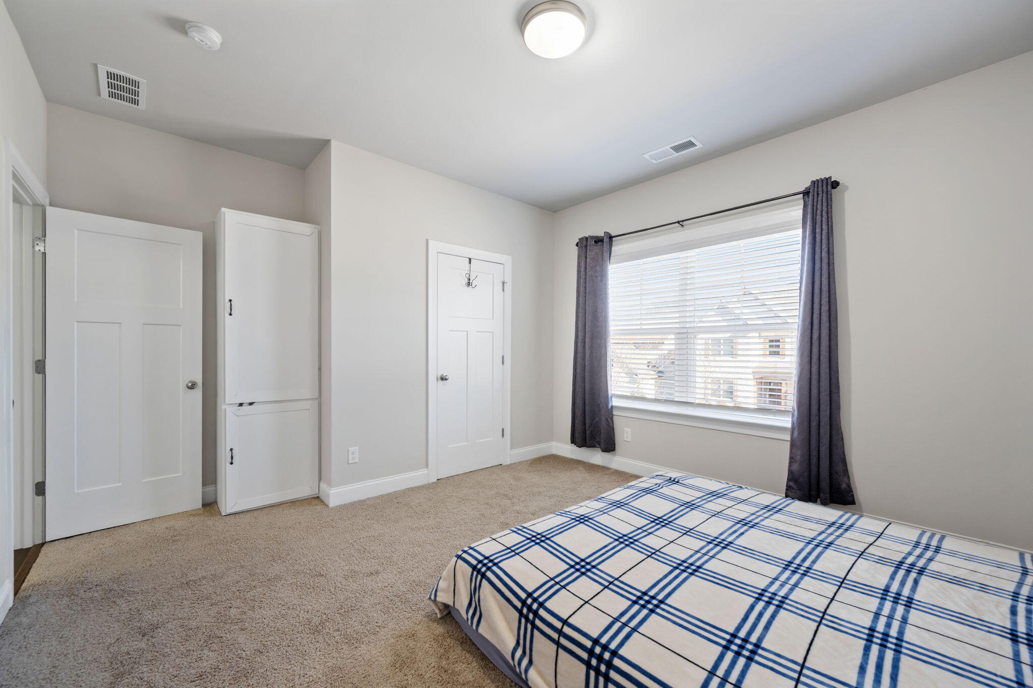 9732 Haven Port Lane, 6