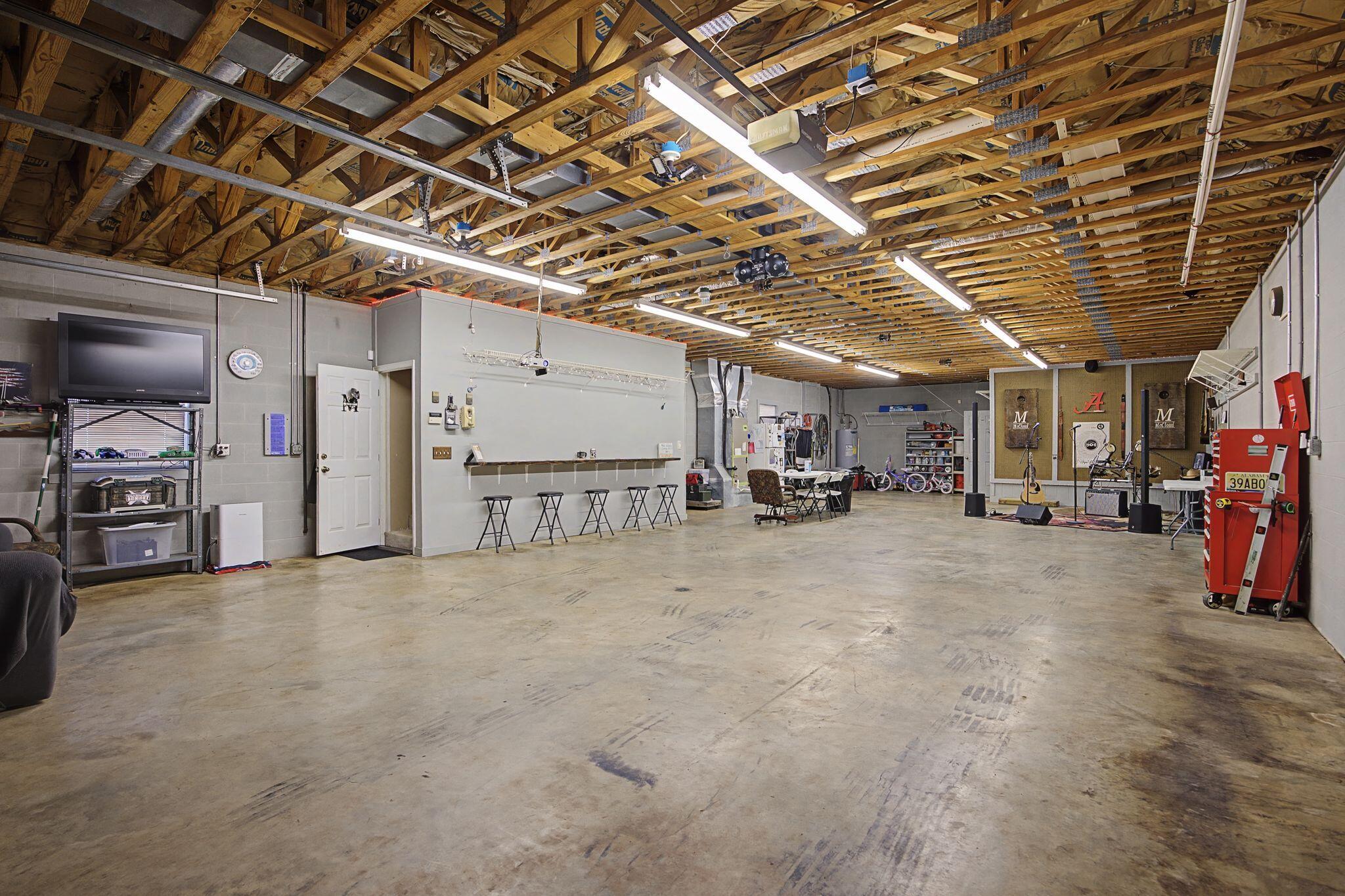 3911 County Road 131