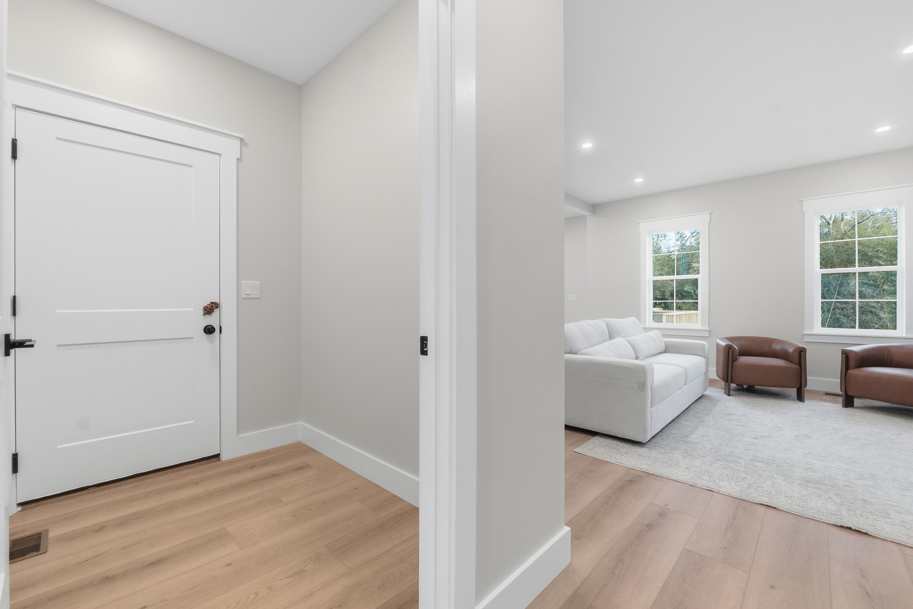 1362 Catherine Circle NW