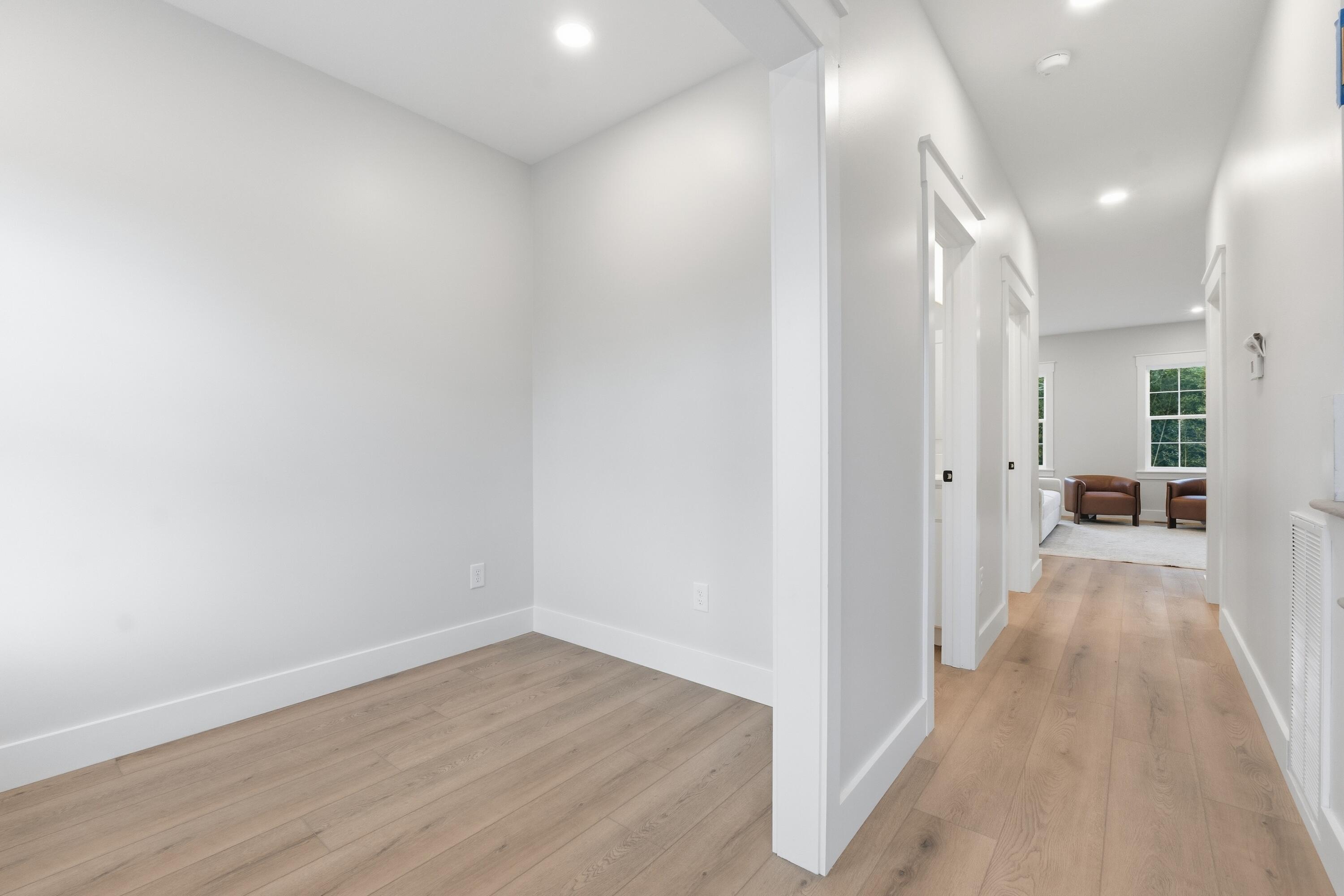 1362 Catherine Circle NW