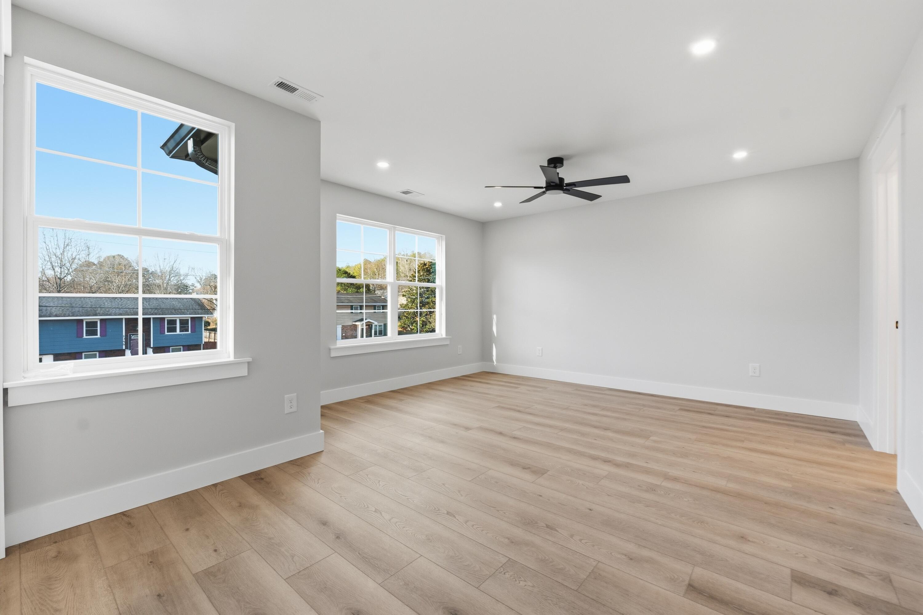 1362 Catherine Circle NW