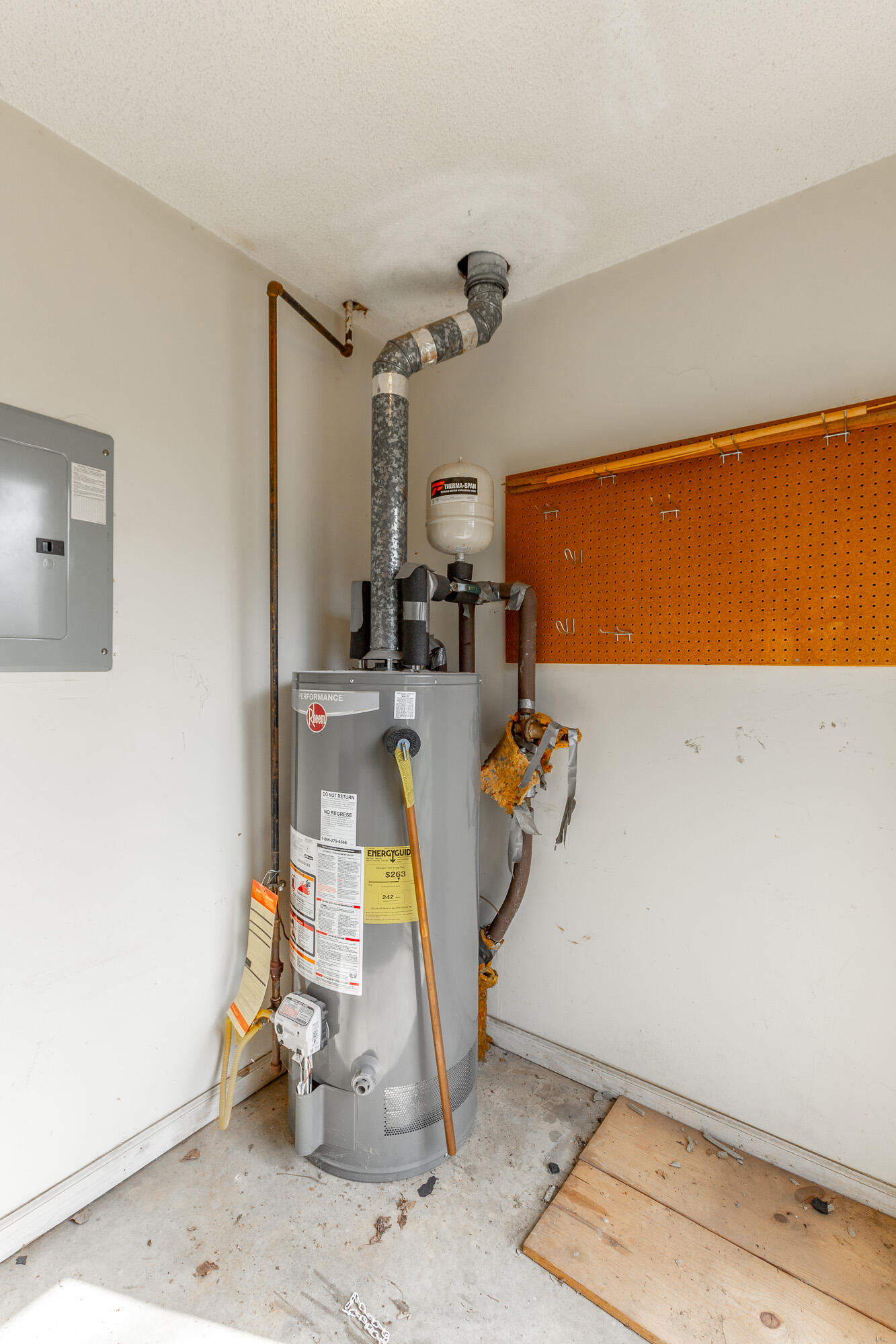 6780 Hickory Creek Road