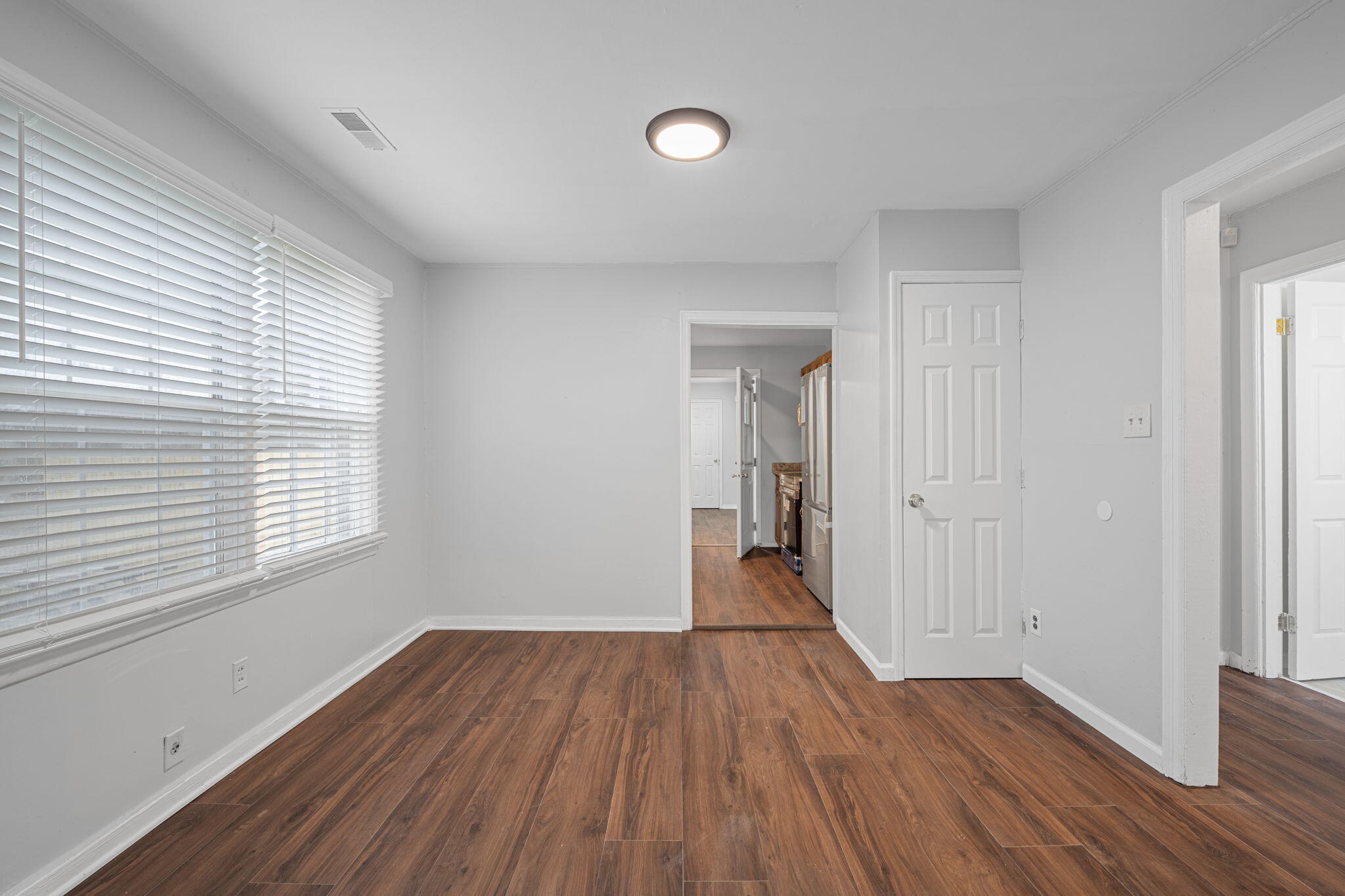 4914 Carolyn Lane
