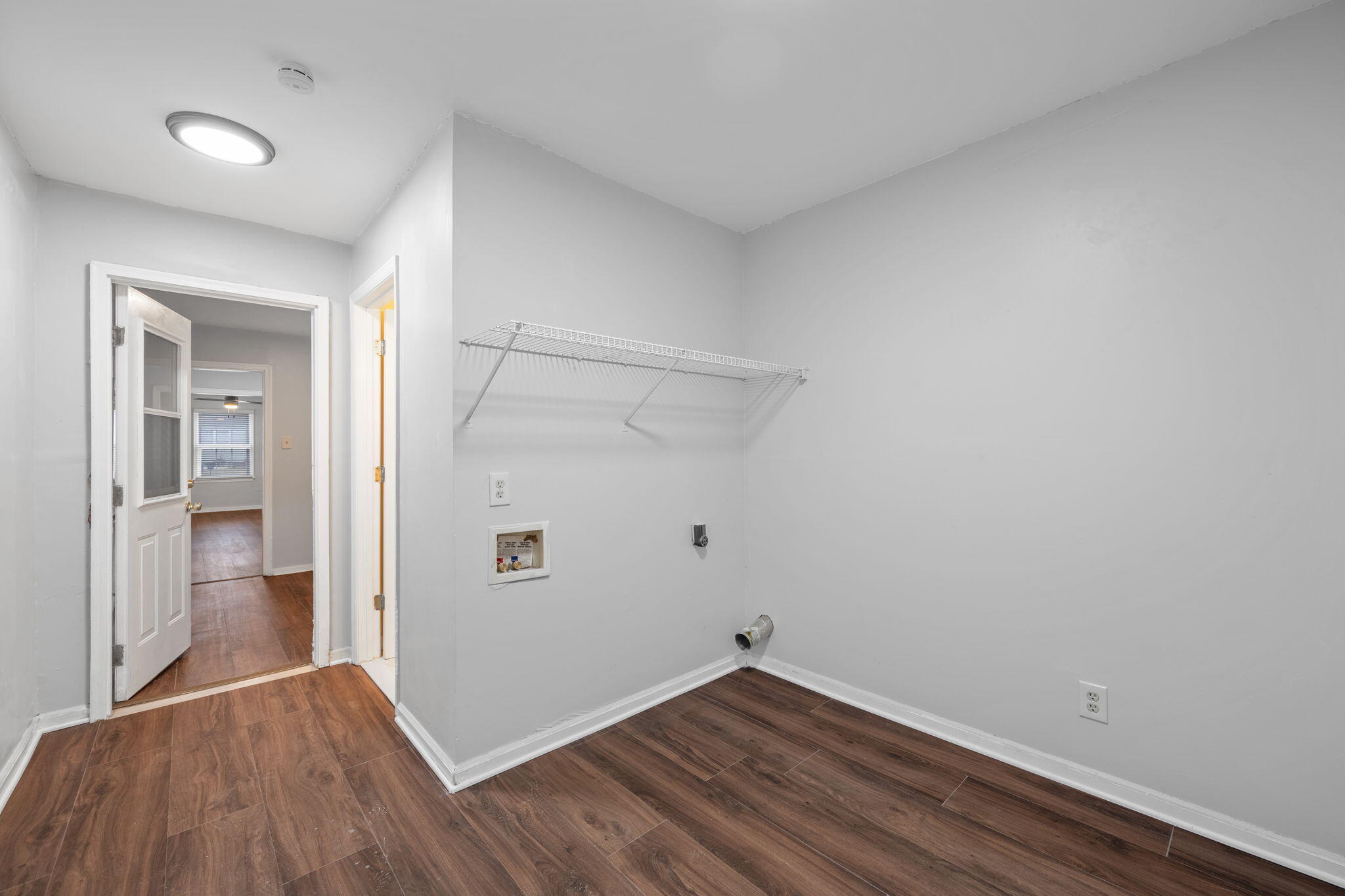4914 Carolyn Lane