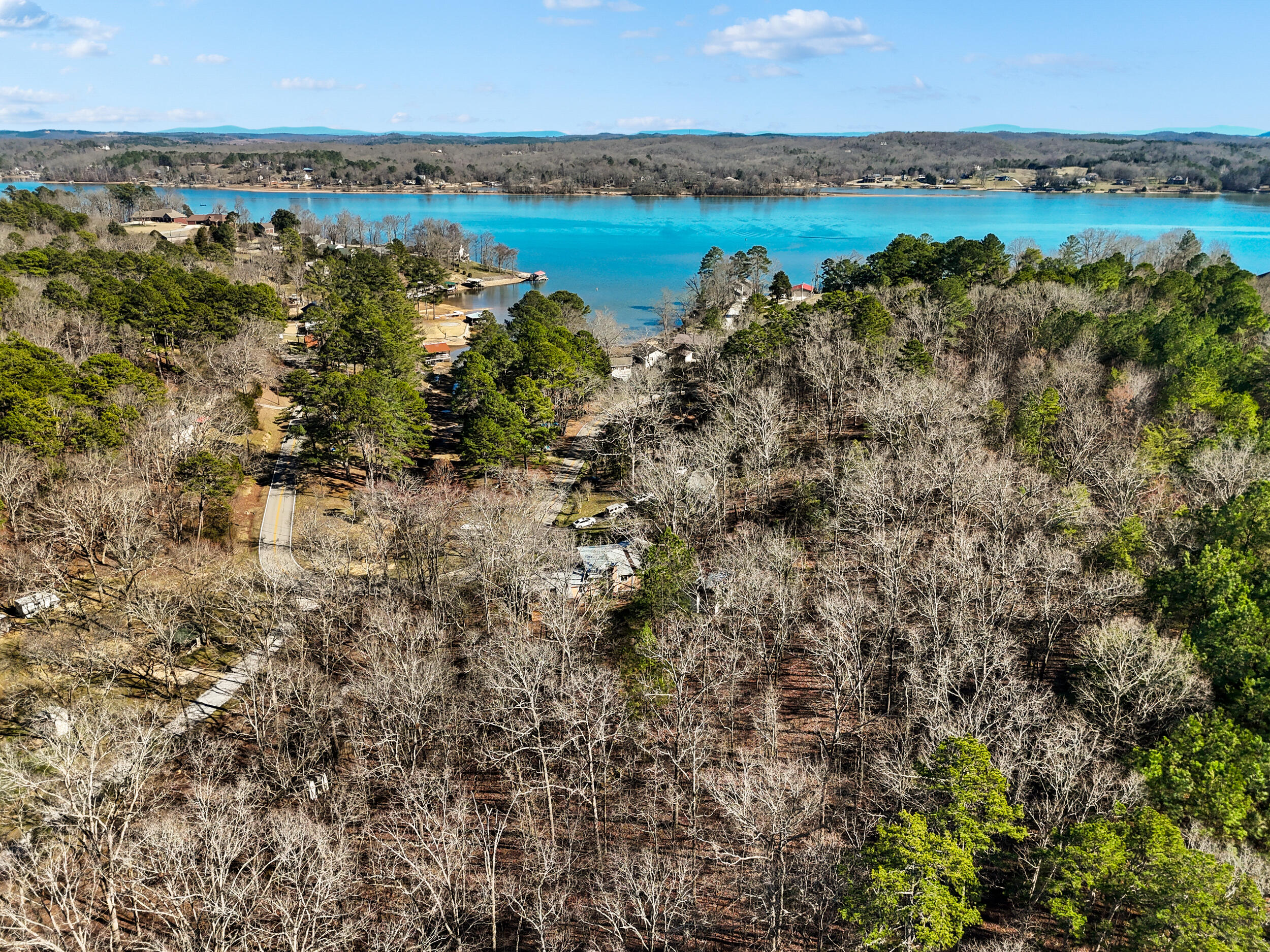 16127 Lakewood Drive