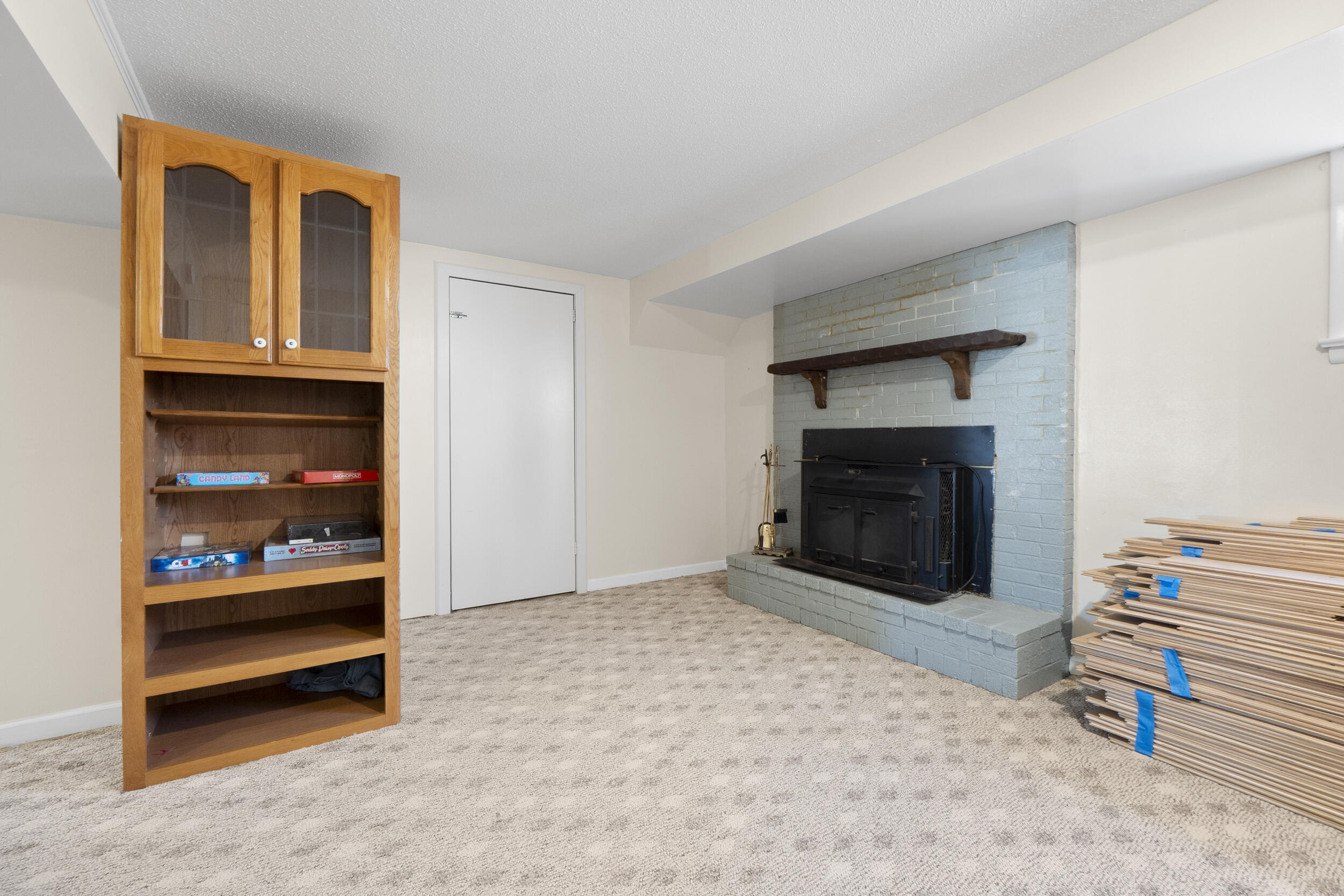 16127 Lakewood Drive