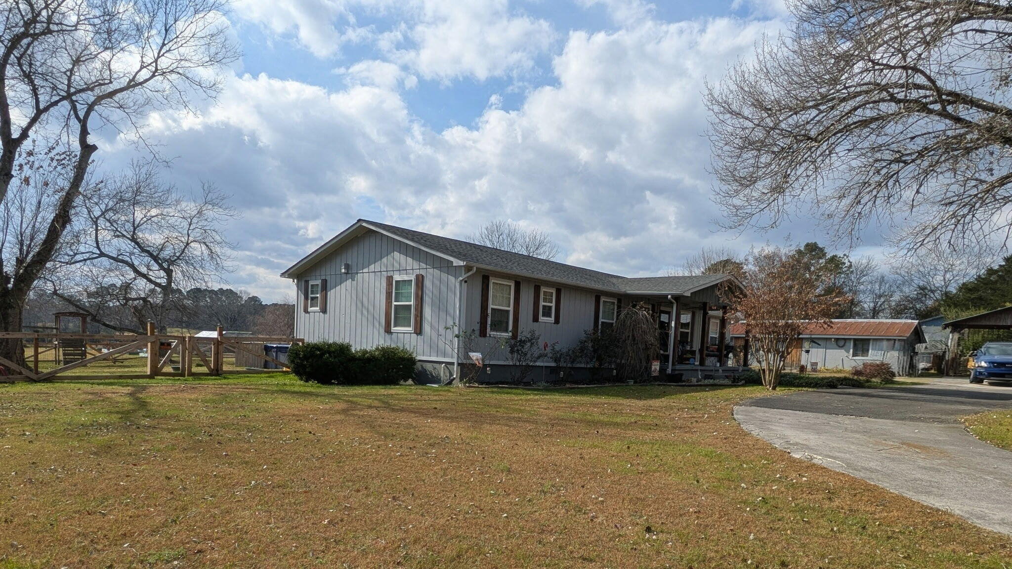 177 Marshall Lane SE