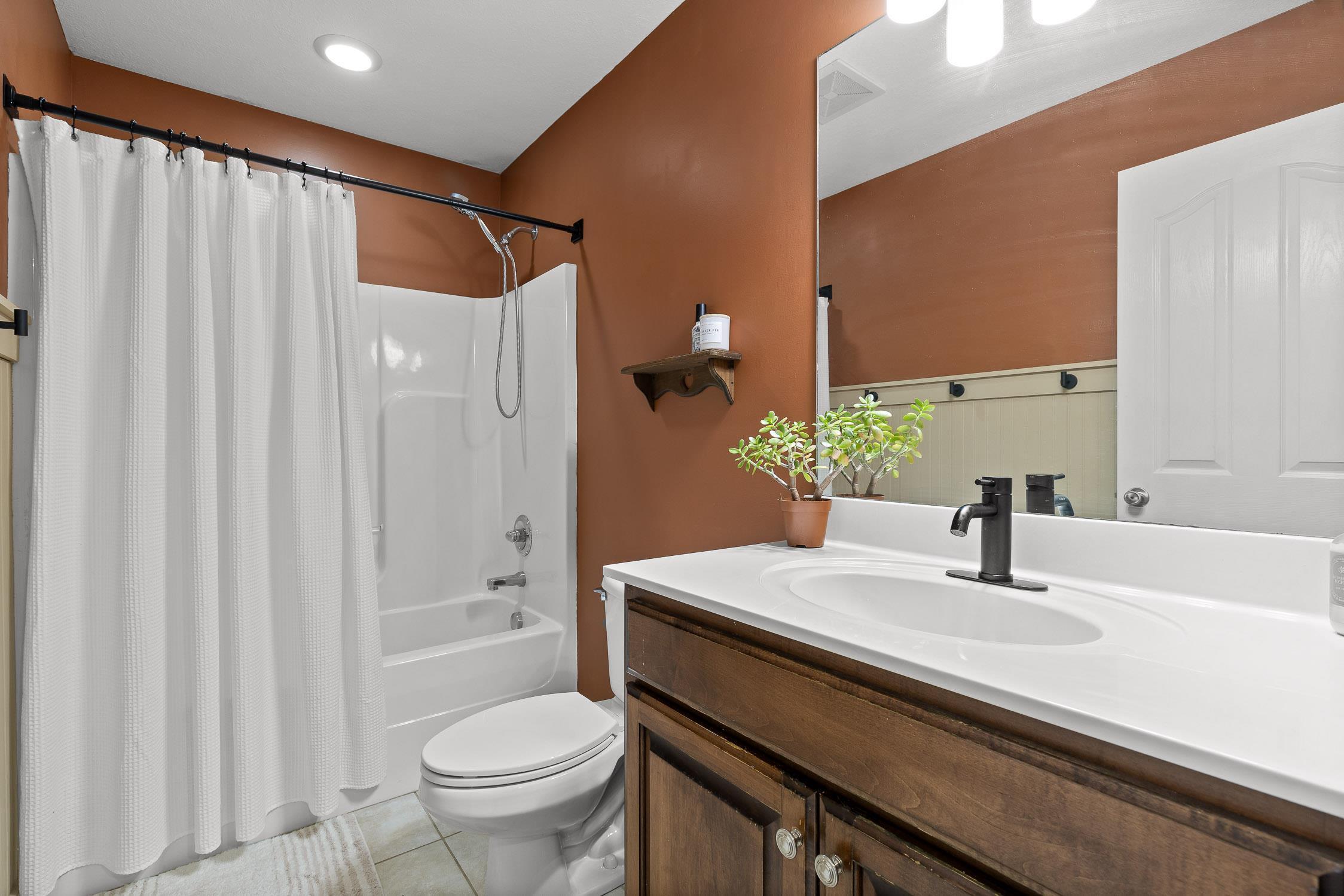 208 Home Place Court SE