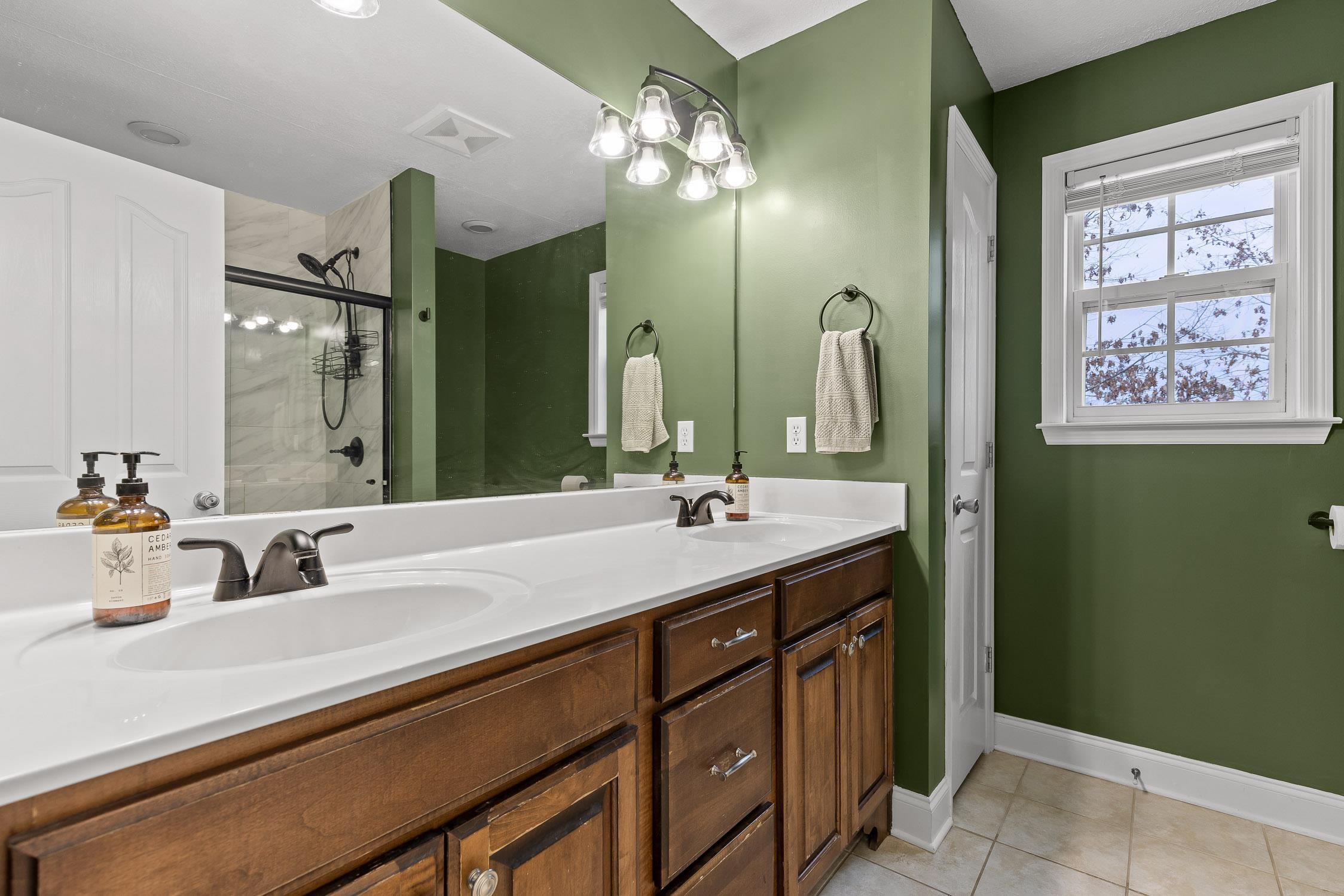 208 Home Place Court SE