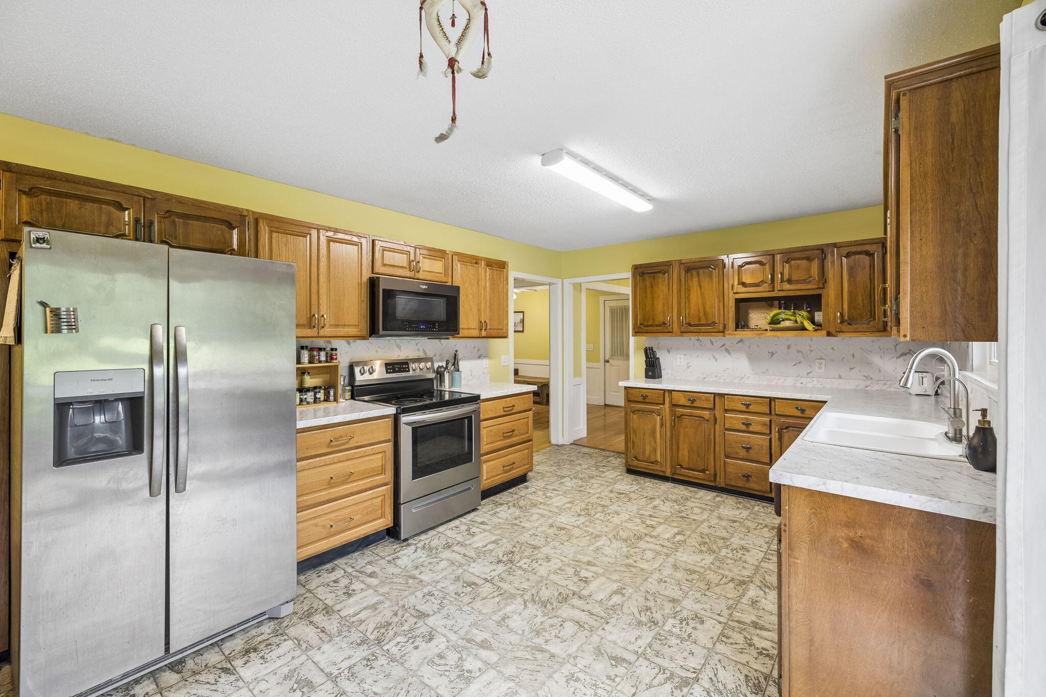 595 Avondale Drive
