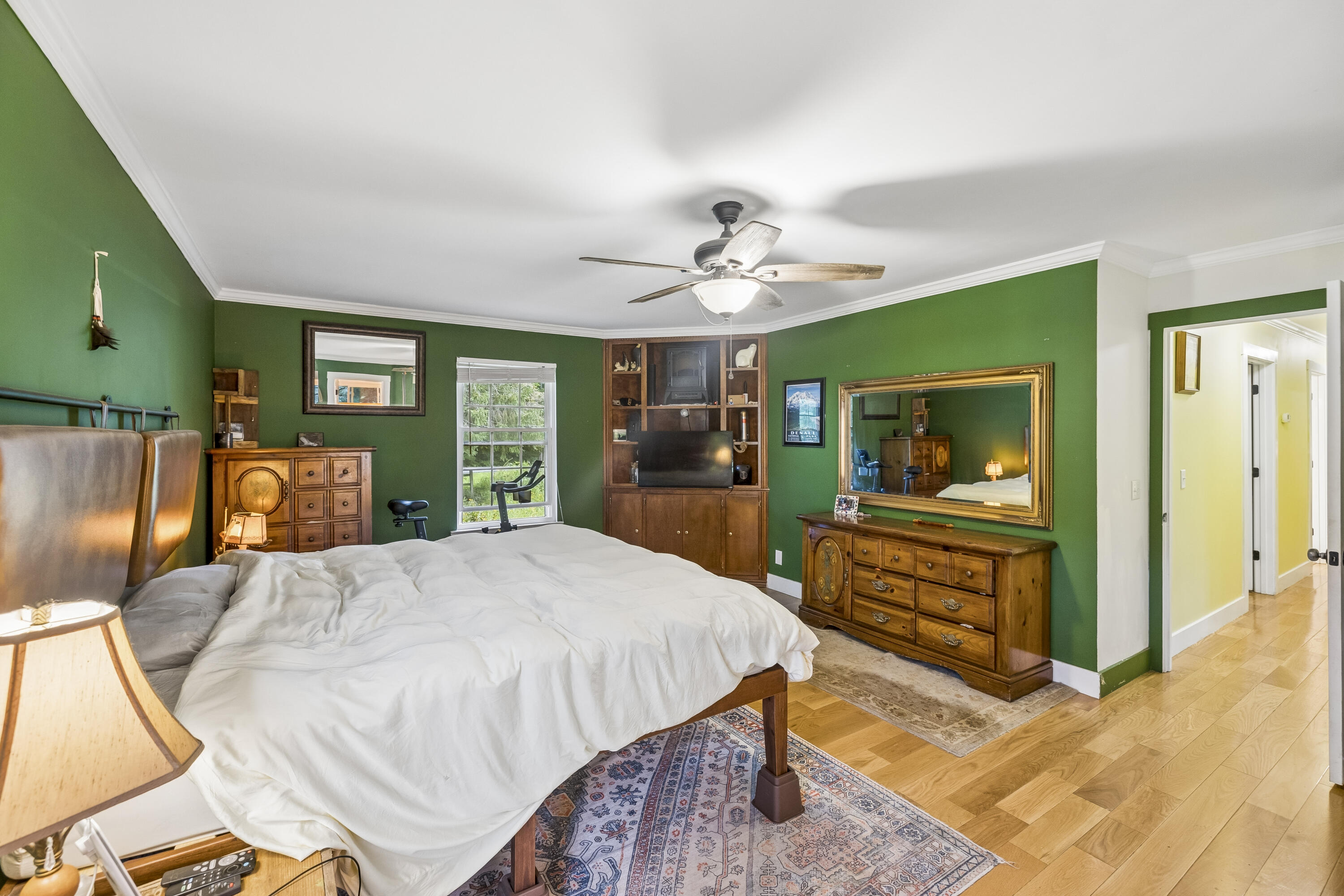 595 Avondale Drive