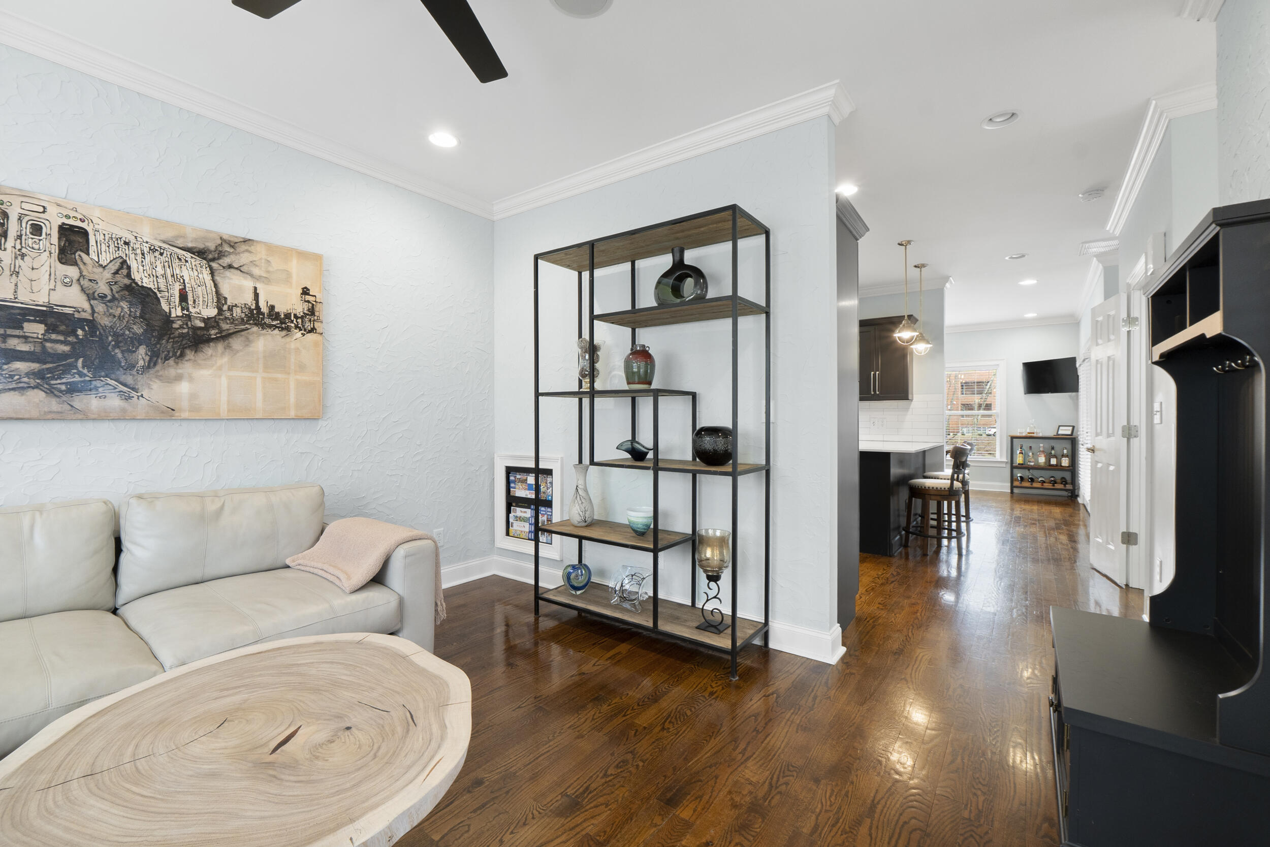 212 Baker Street