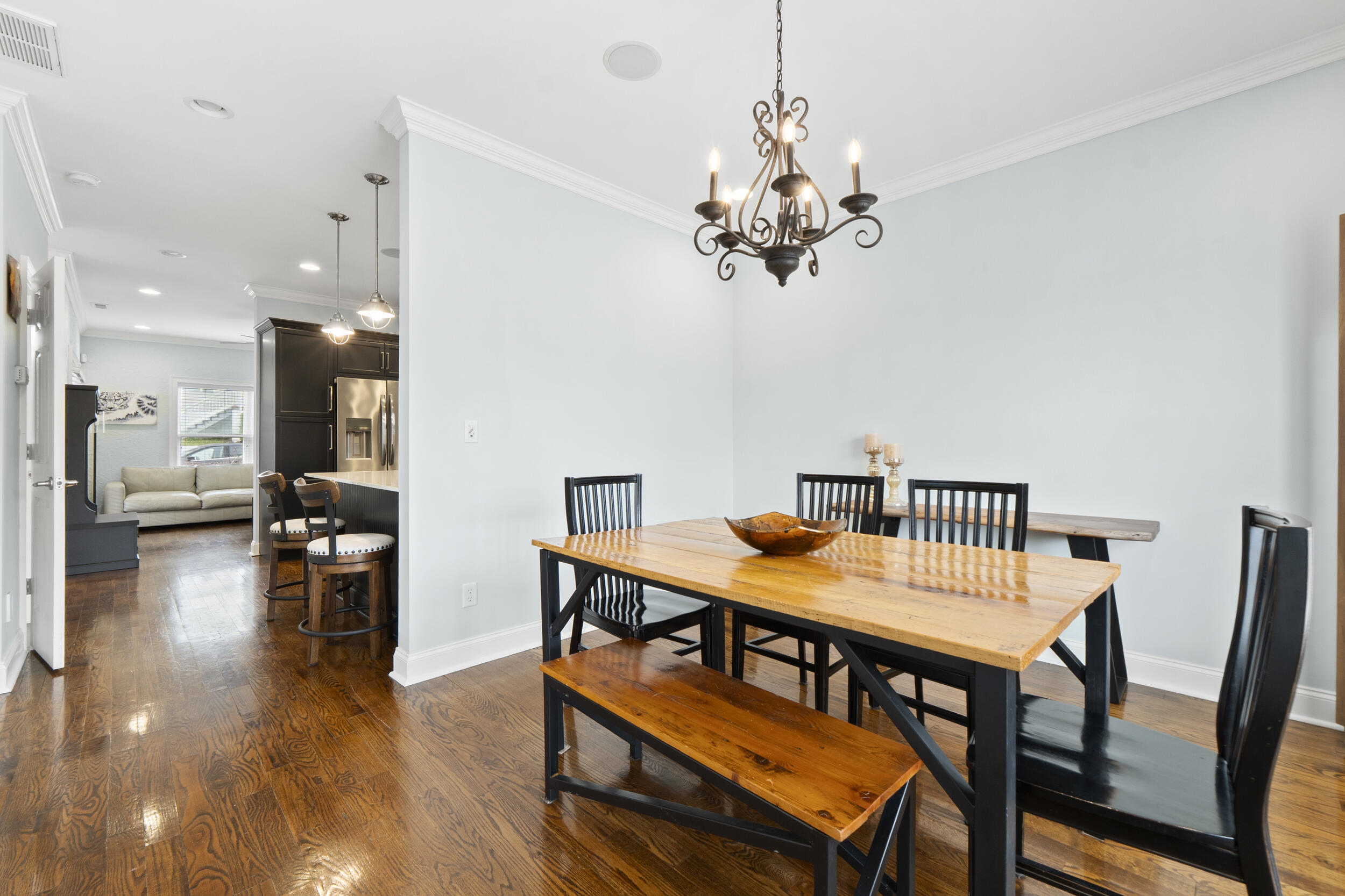 212 Baker Street