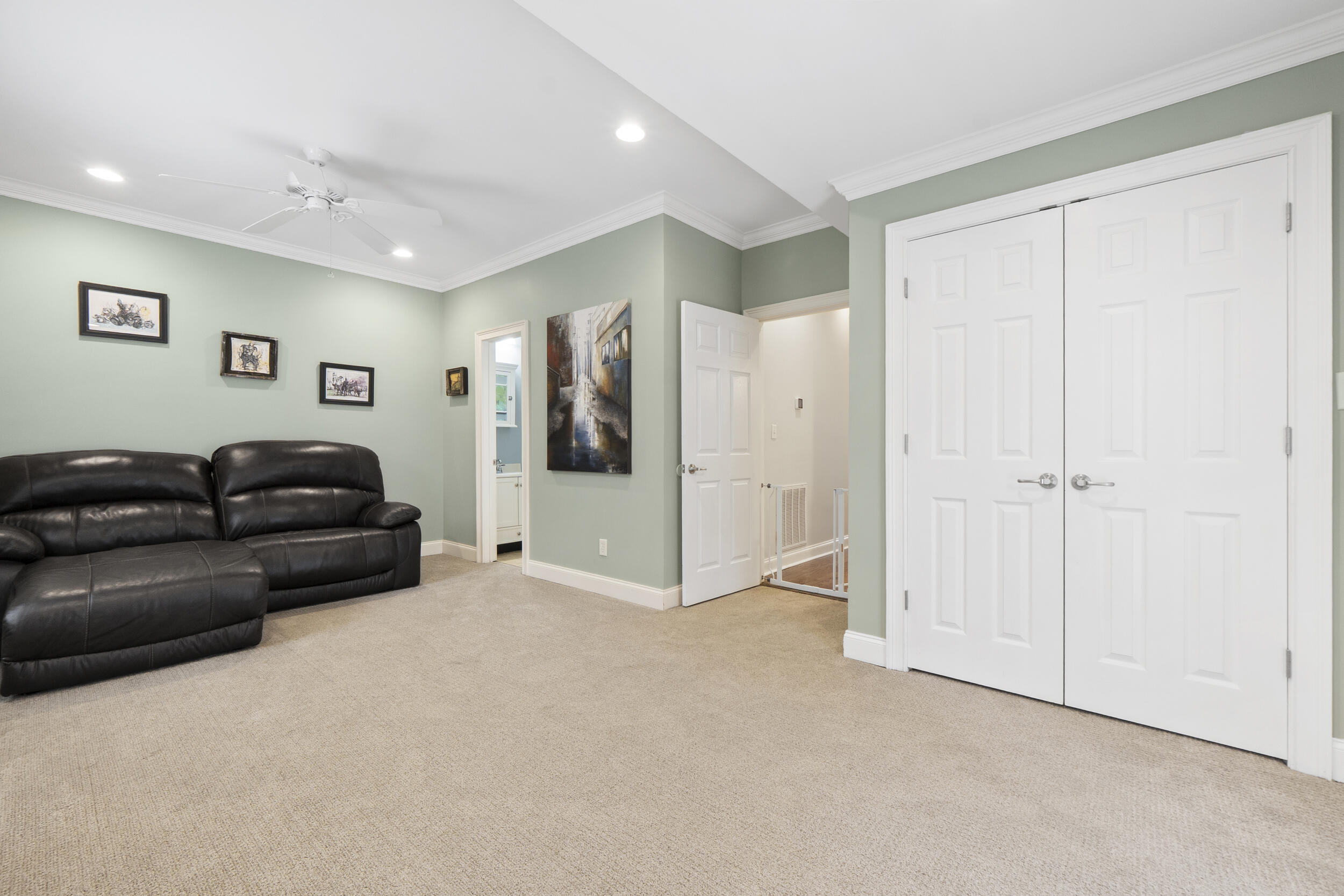 212 Baker Street