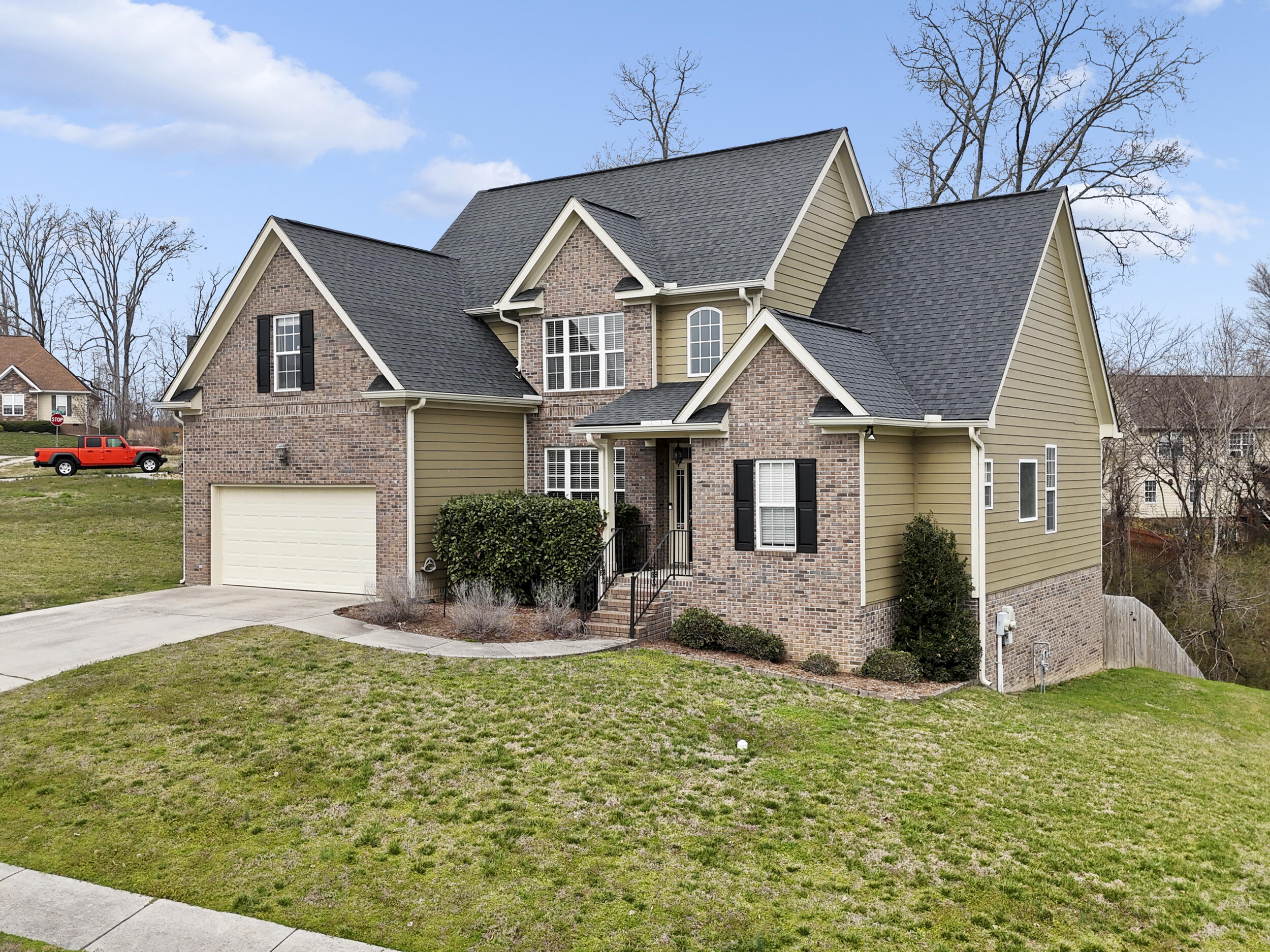 5850 Caney Ridge Circle