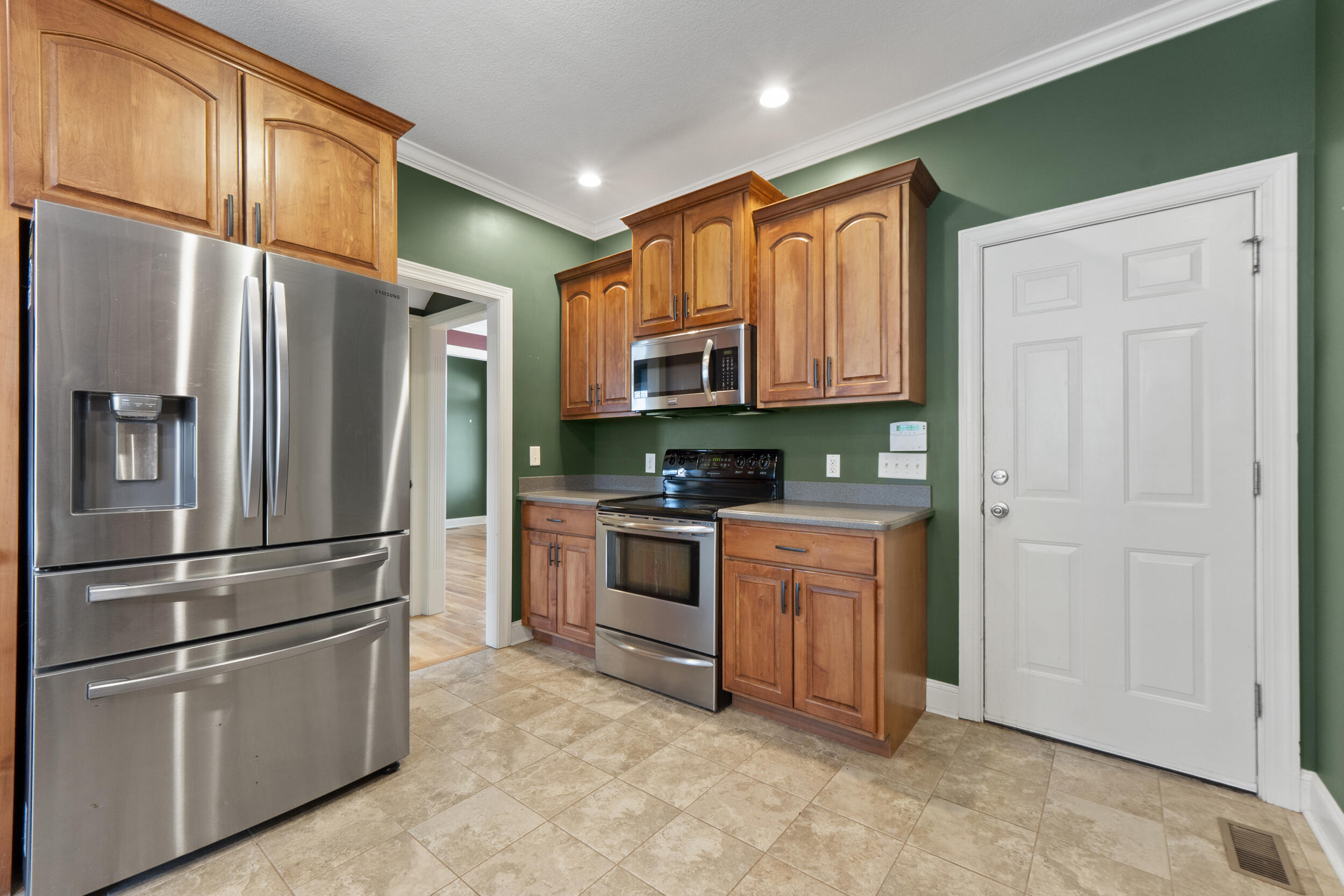 5850 Caney Ridge Circle