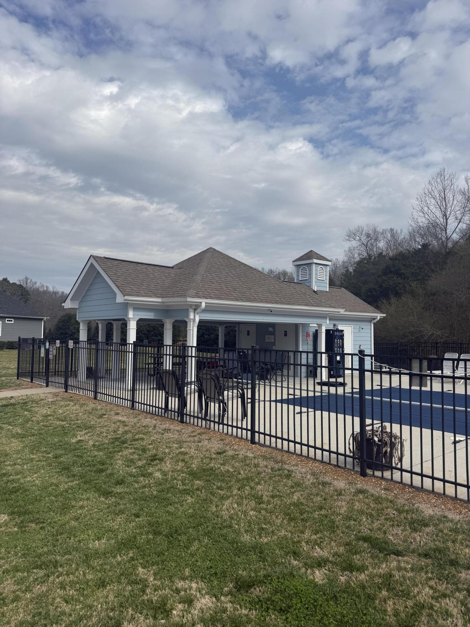 5850 Caney Ridge Circle
