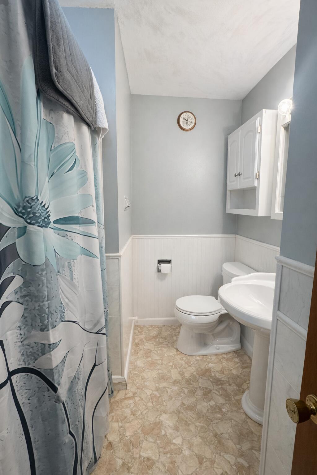 233 Rainbow Drive