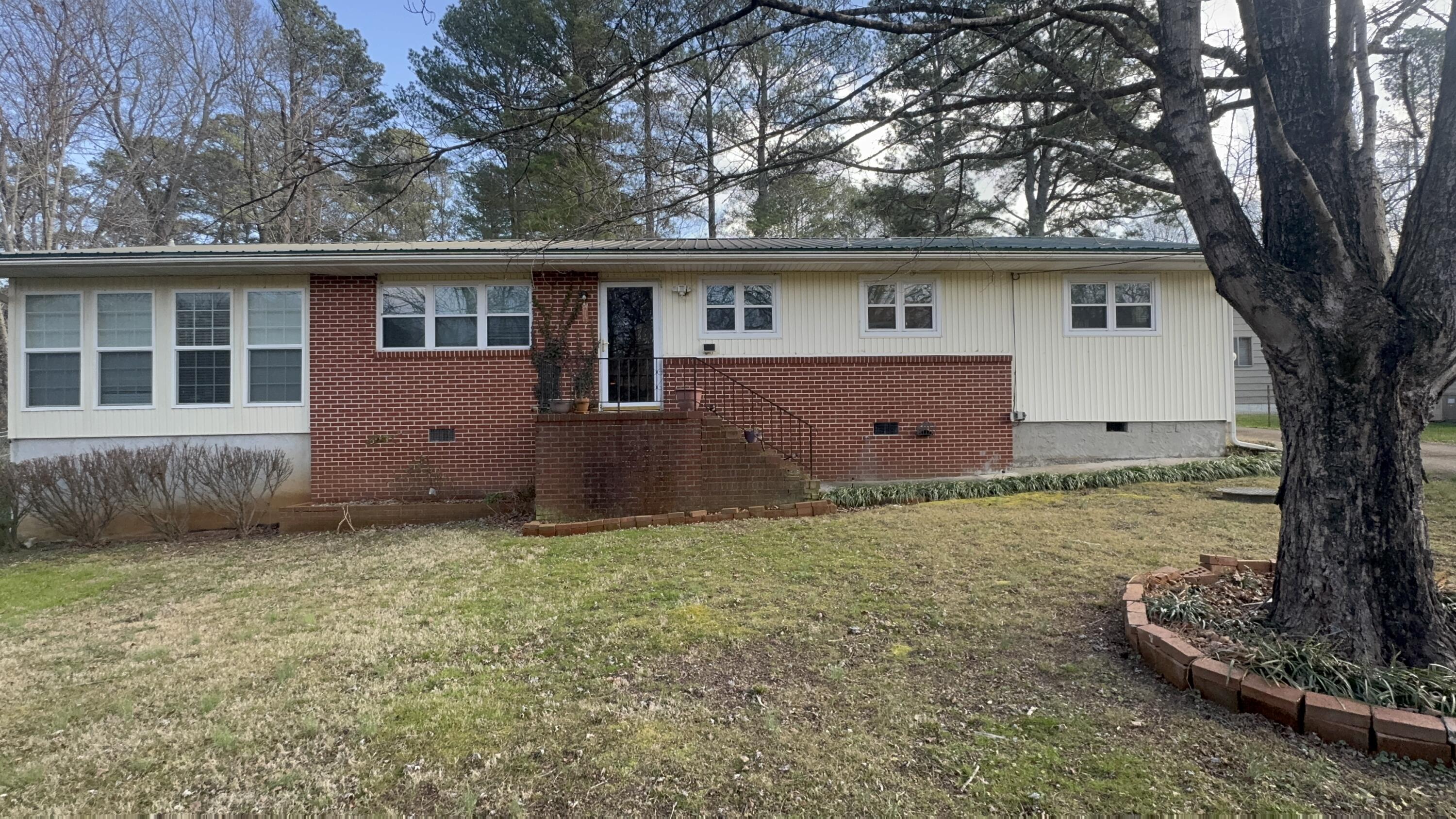 233 Rainbow Drive