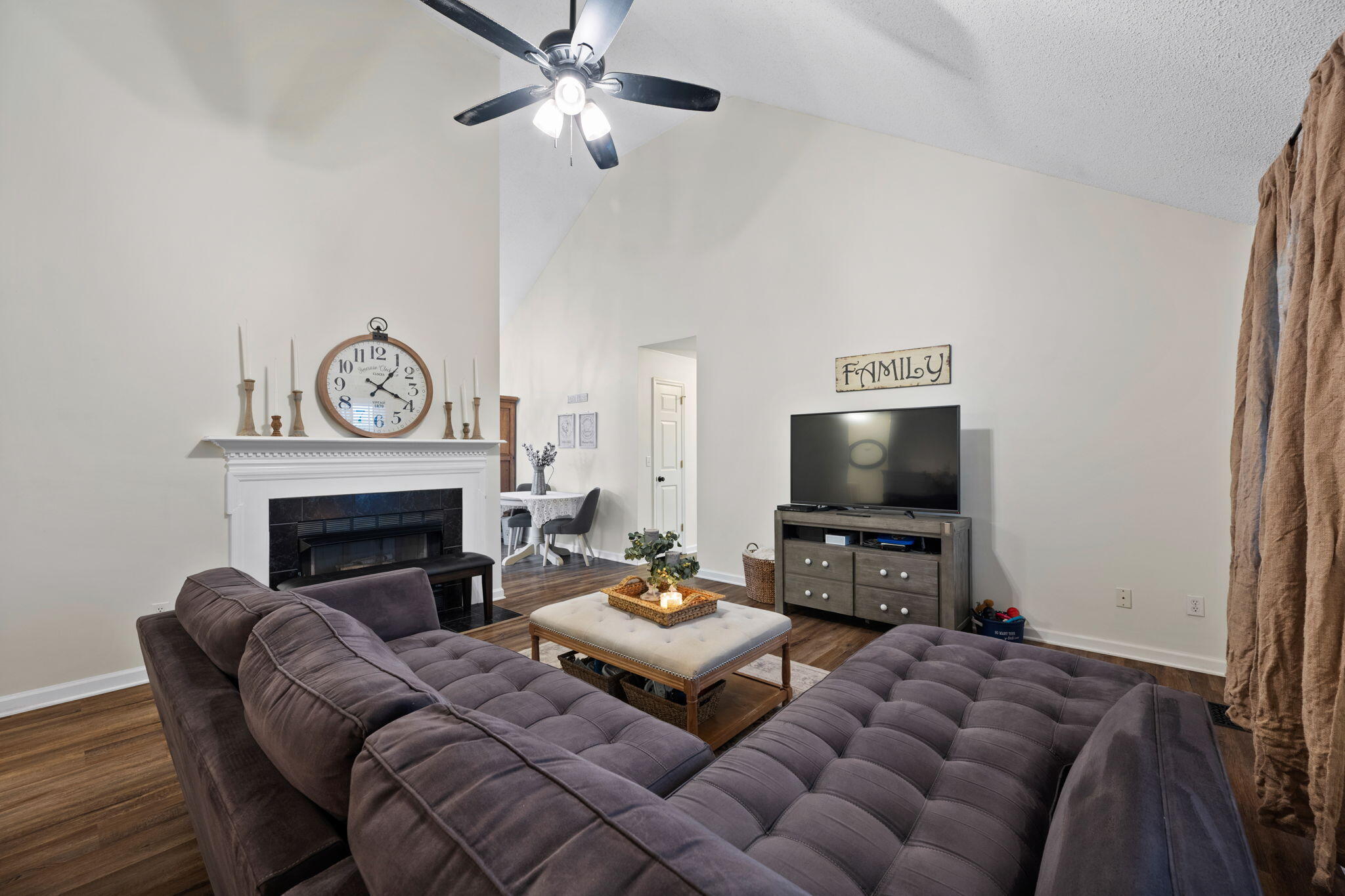 1510 Ribbonwood Drive