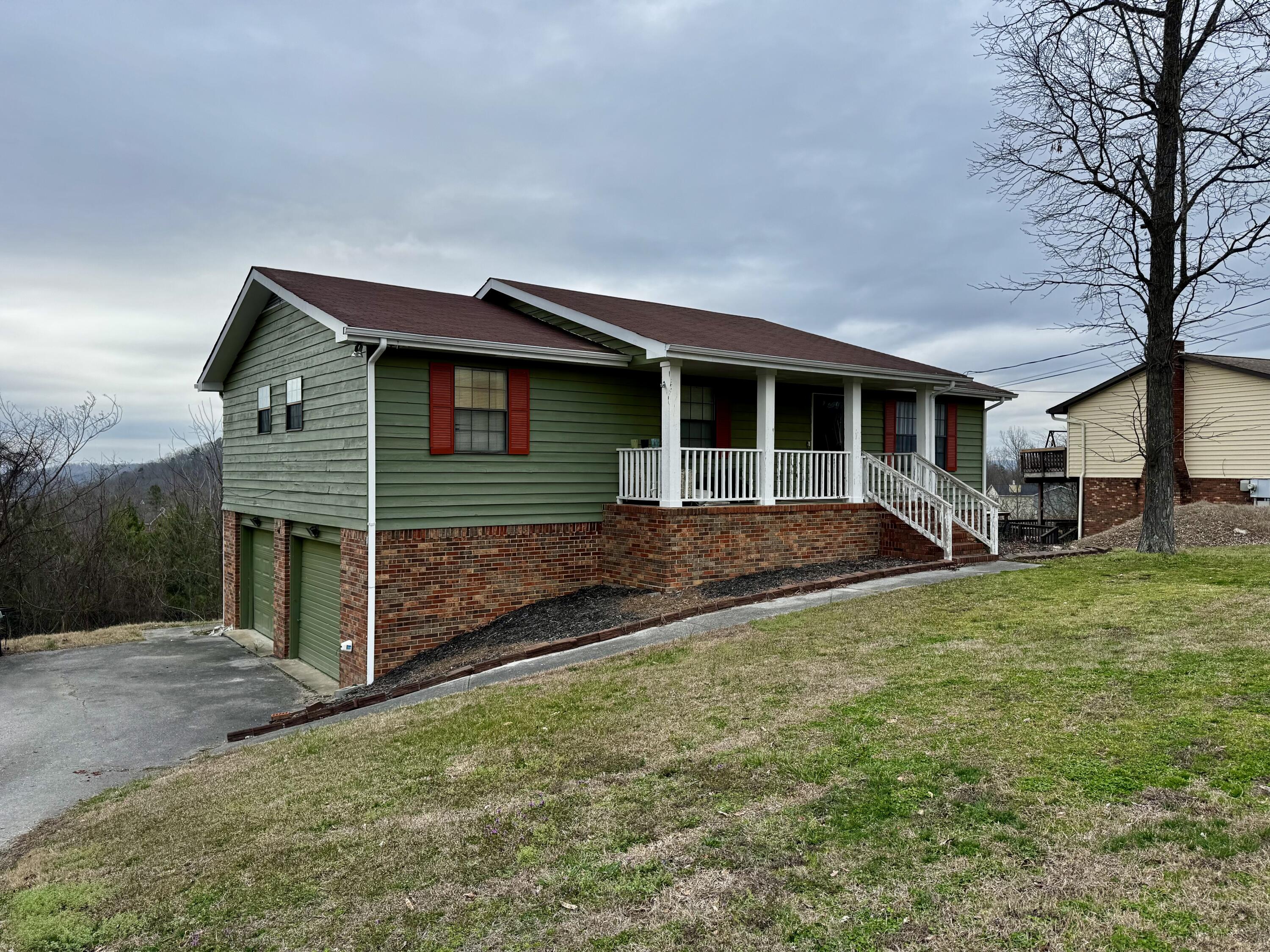 6905 Sandy Cove Drive