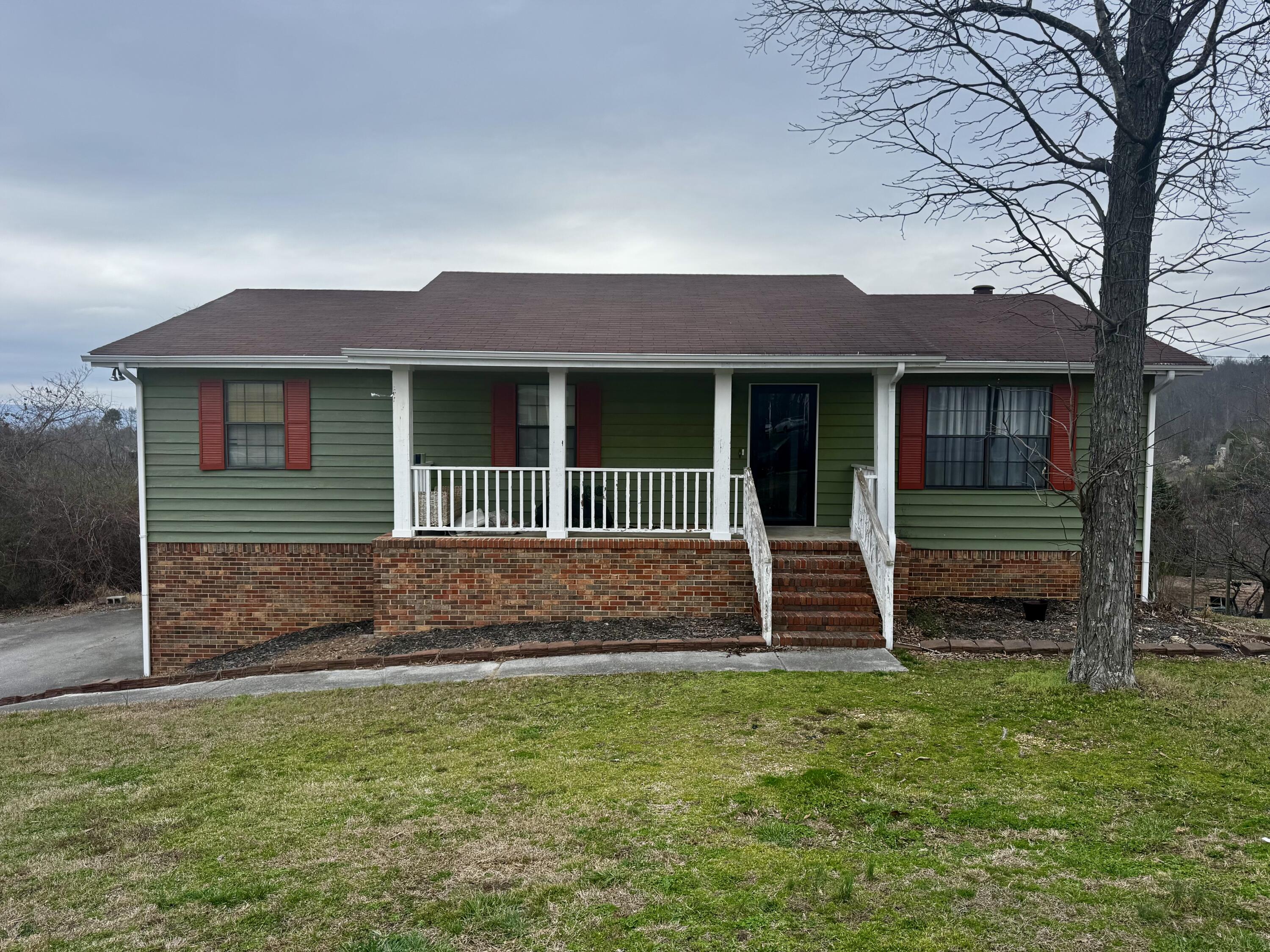 6905 Sandy Cove Drive