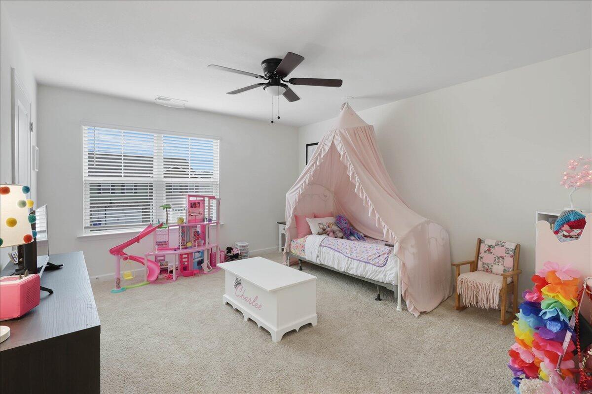 3227 Rolling Meadow Way NE