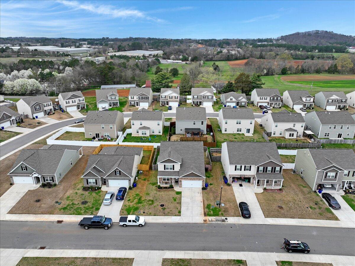 3227 Rolling Meadow Way NE