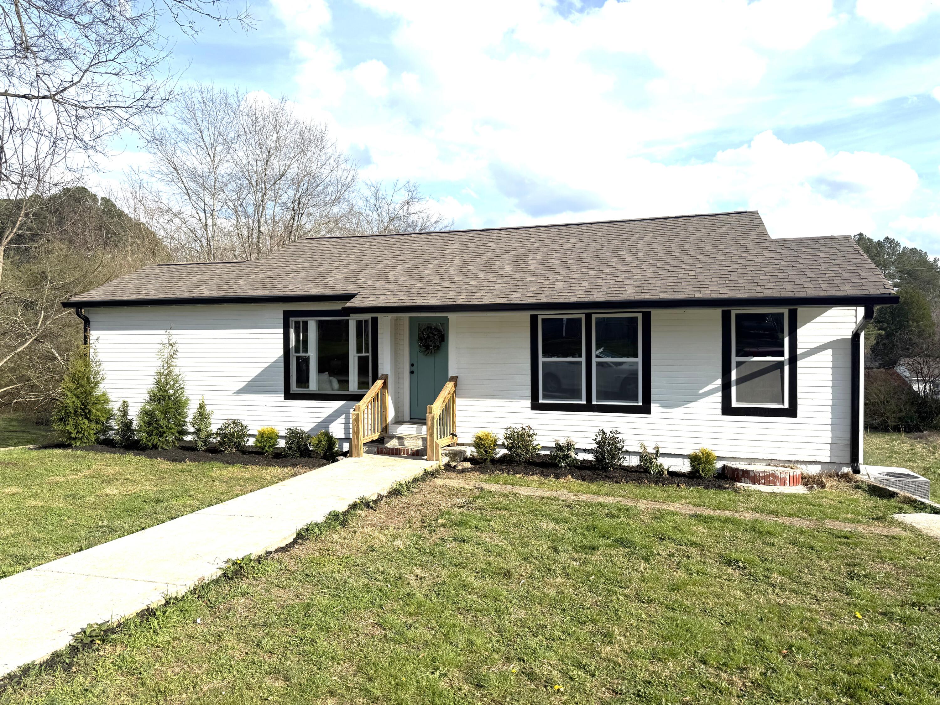 239 Thurman Street, LaFayette