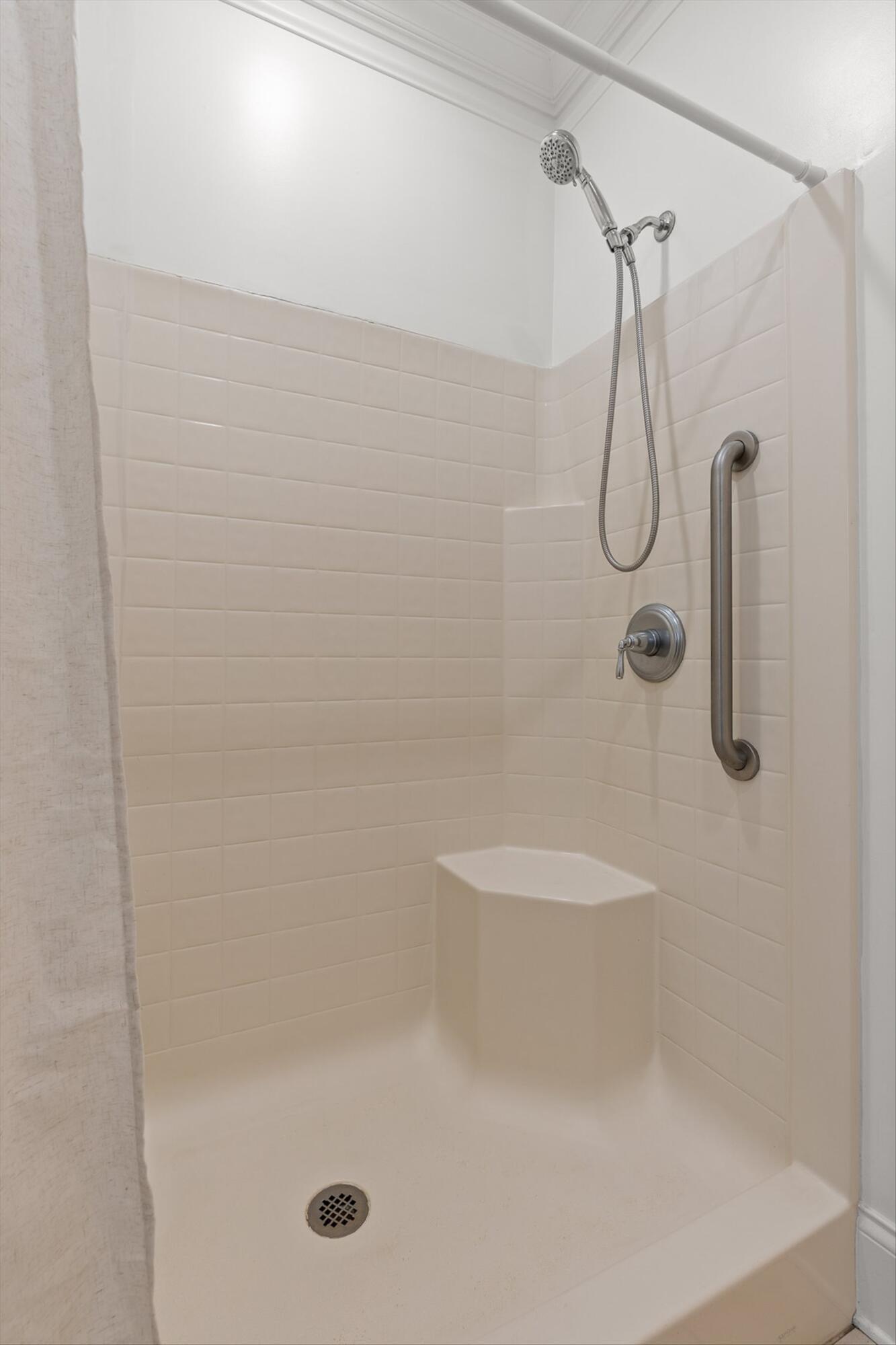 1250 Owl Hollow Road, McDonald
