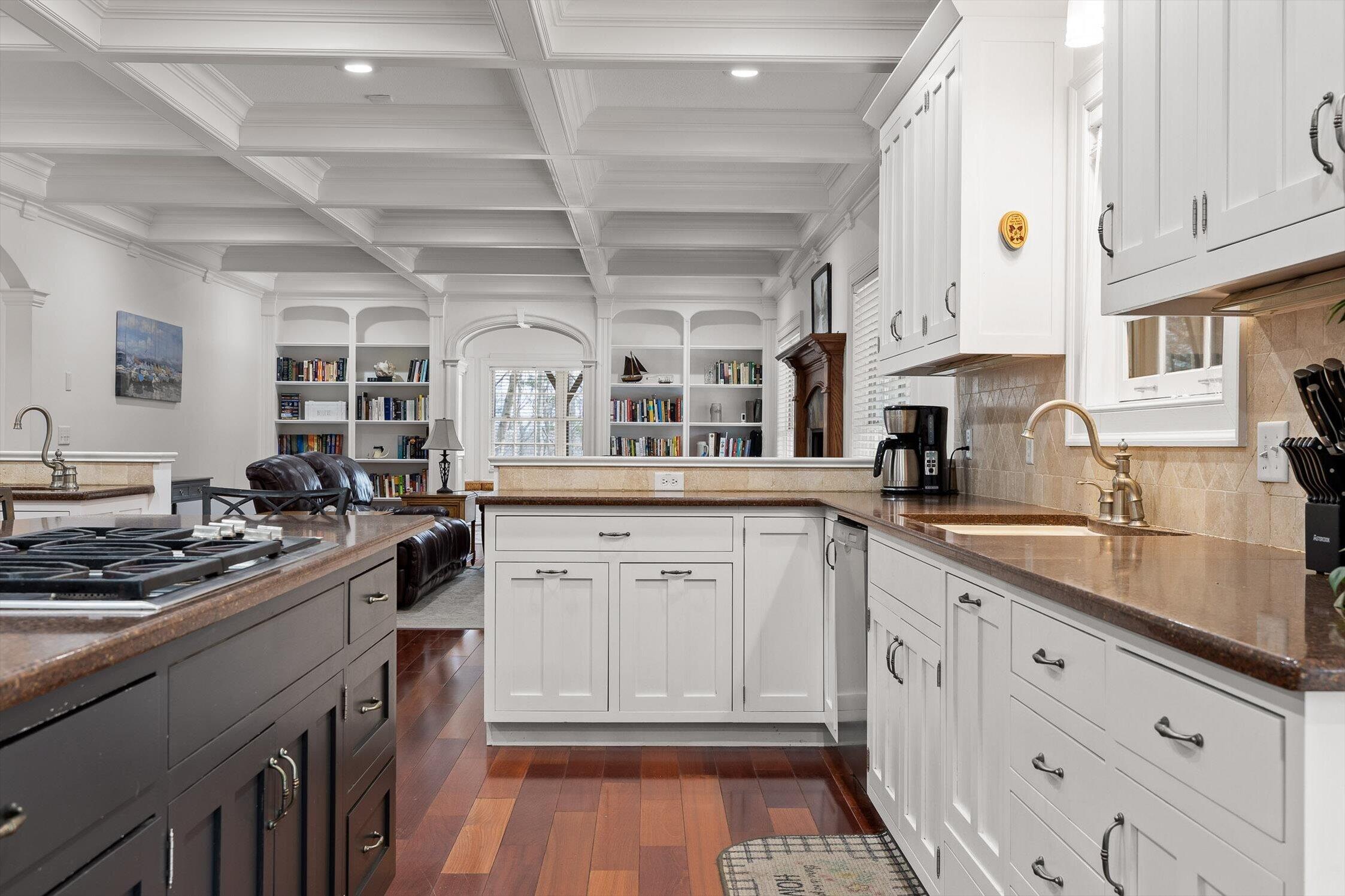 1250 Owl Hollow Road, McDonald