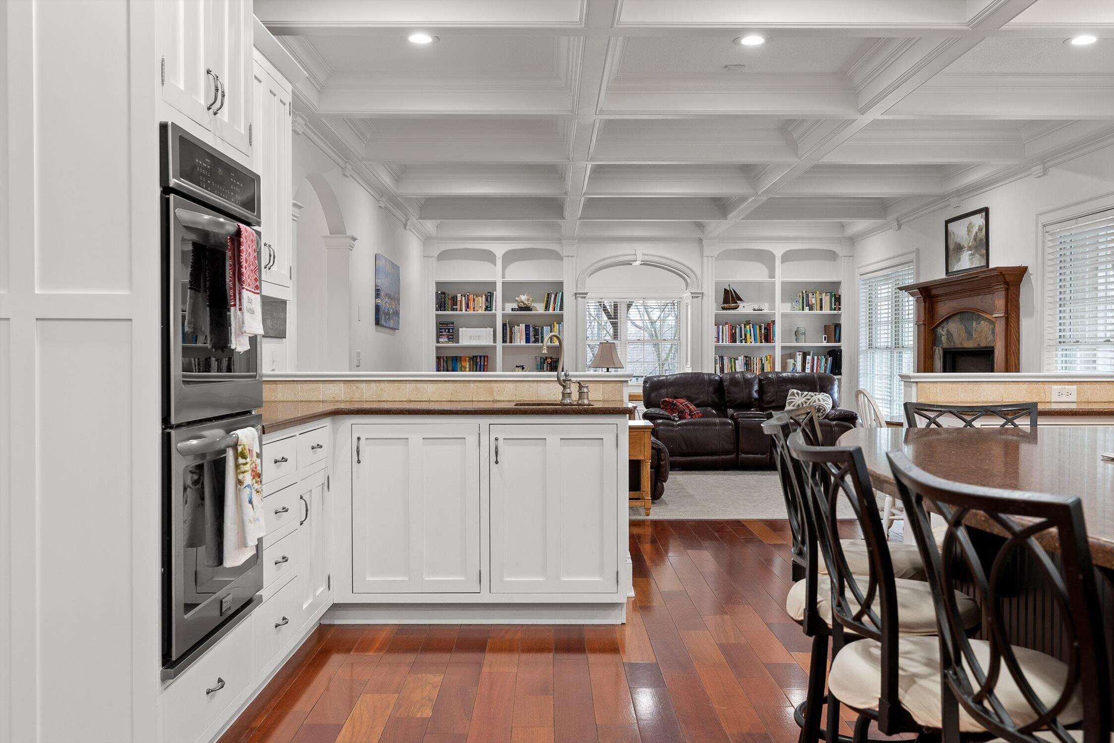1250 Owl Hollow Road, McDonald