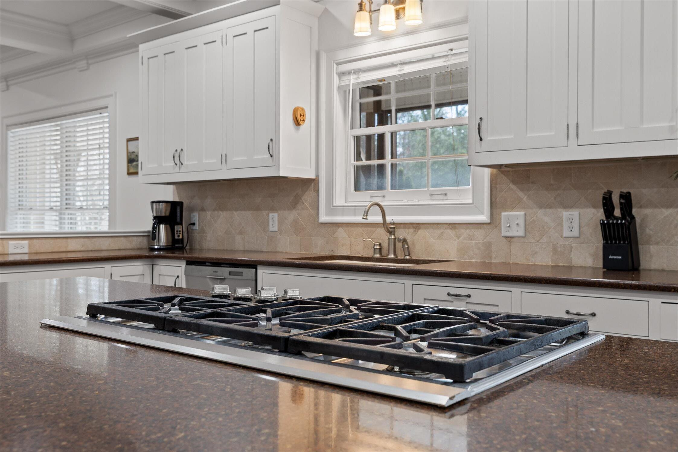 1250 Owl Hollow Road, McDonald