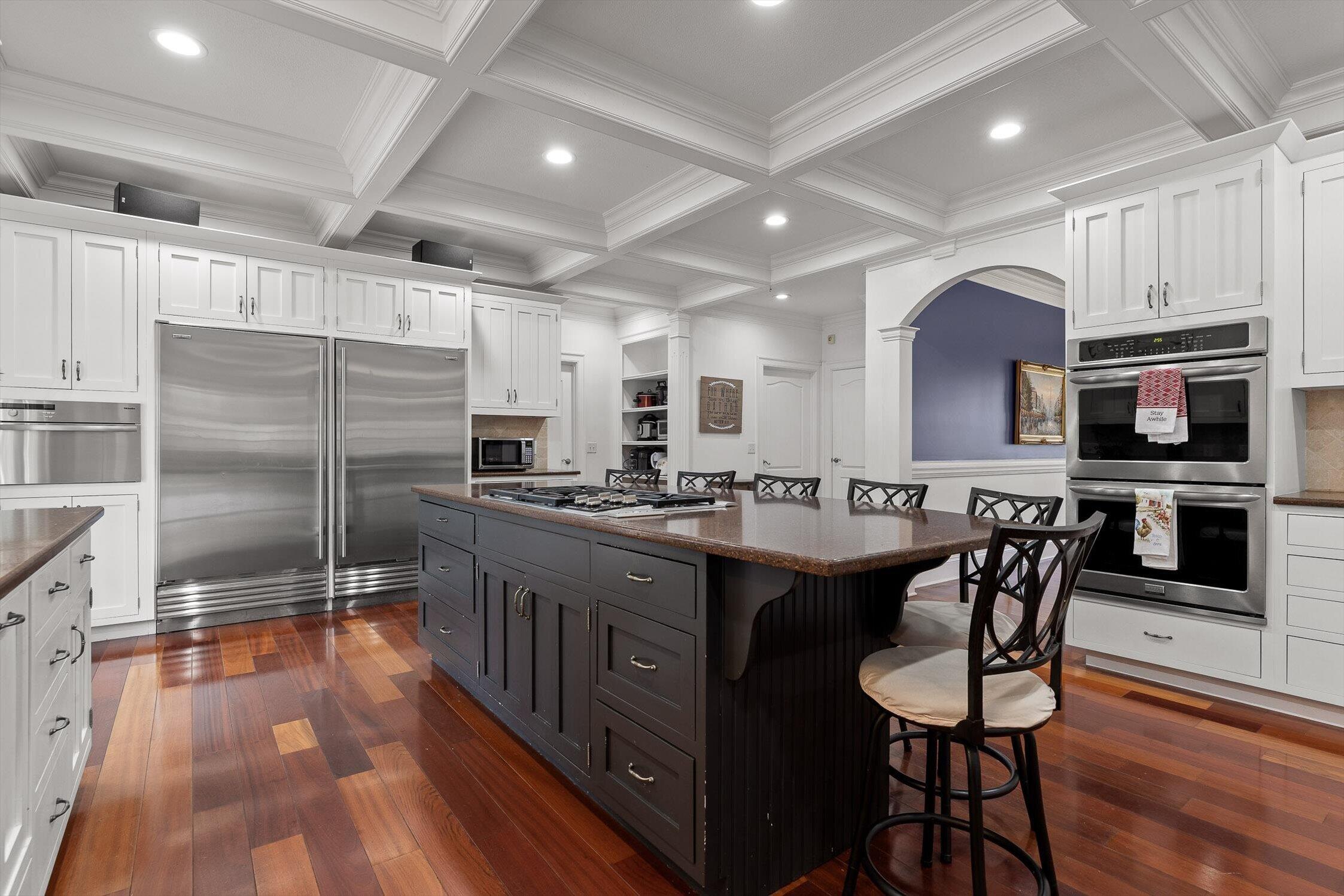 1250 Owl Hollow Road, McDonald