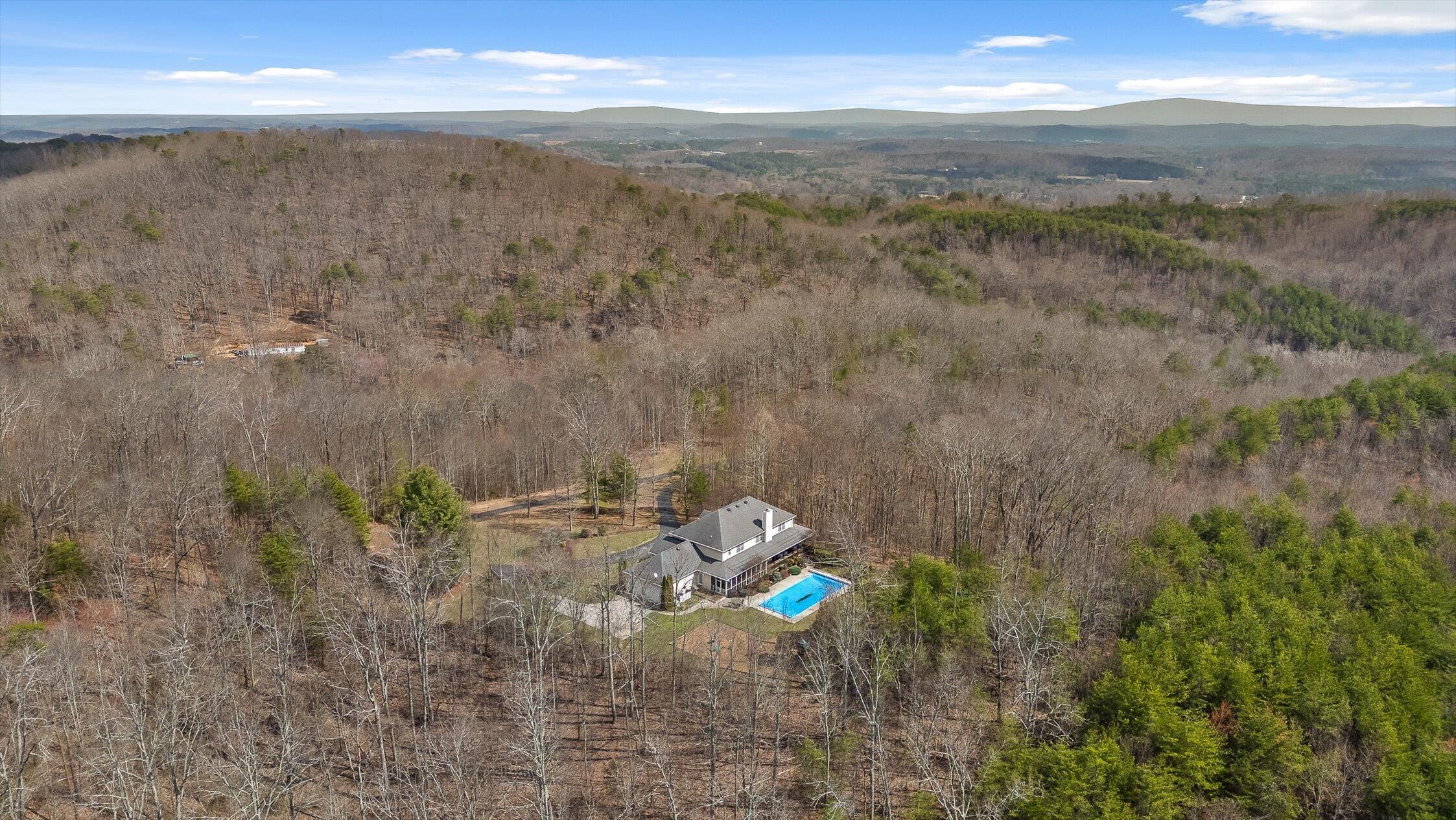 1250 Owl Hollow Road, McDonald