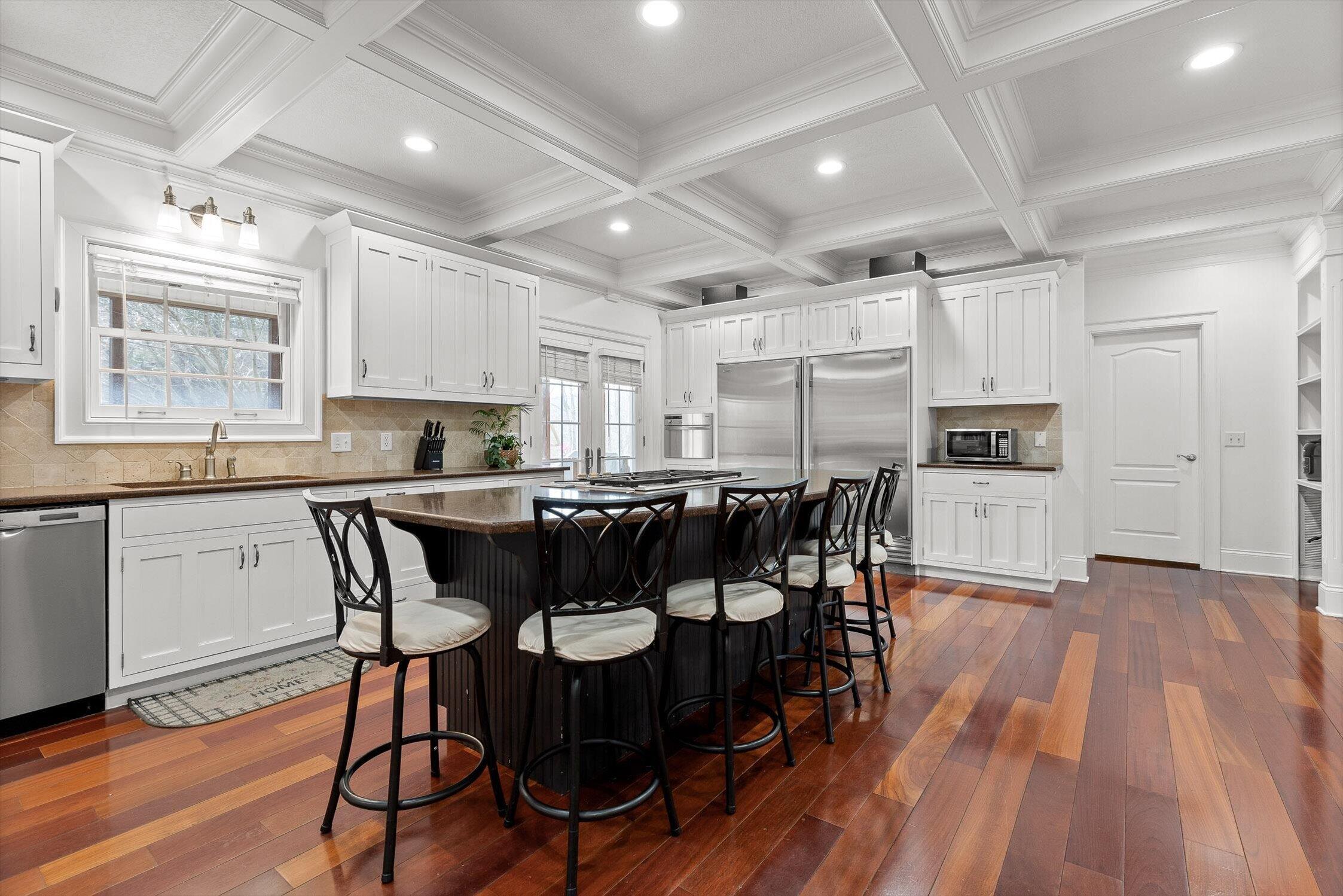 1250 Owl Hollow Road, McDonald