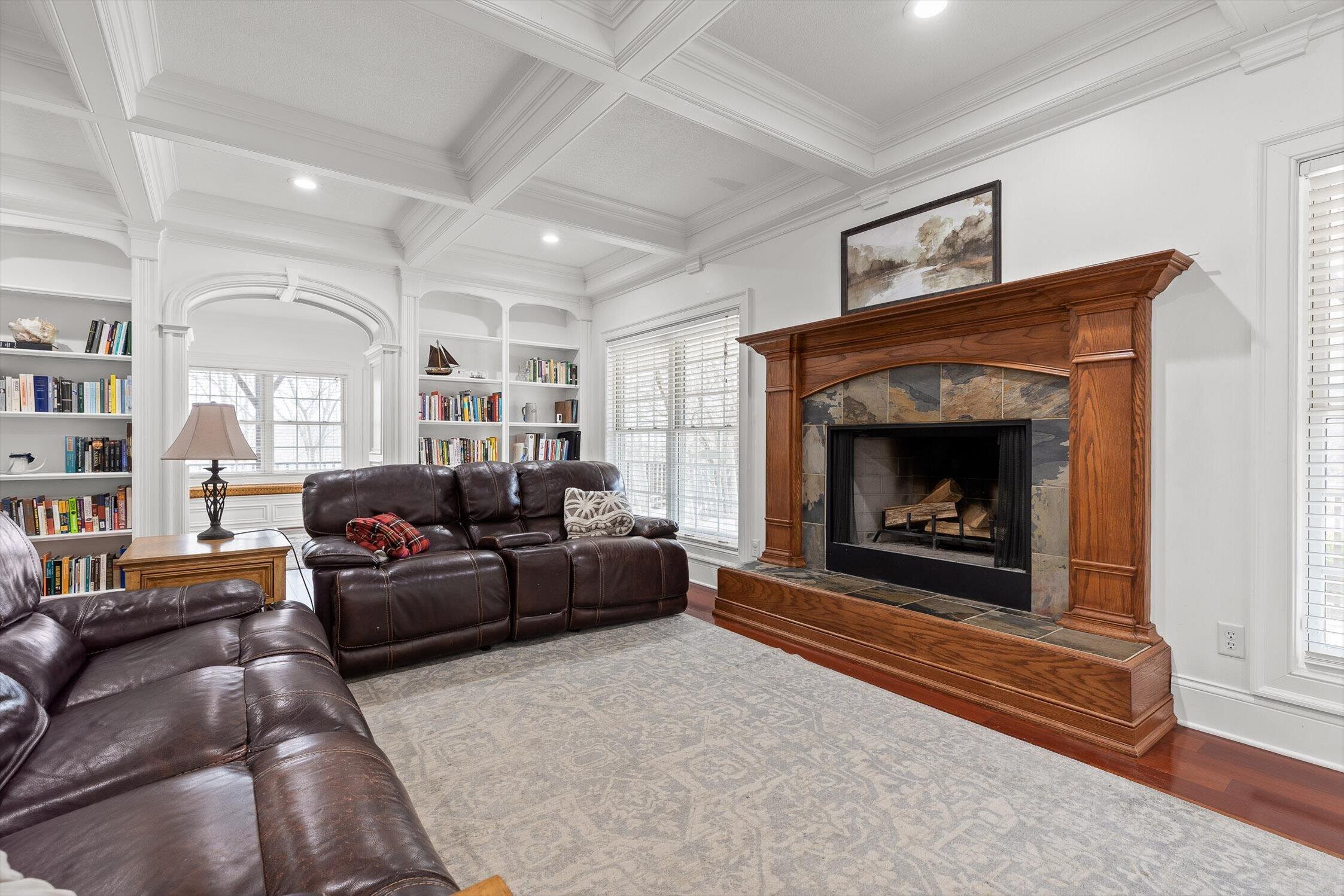1250 Owl Hollow Road, McDonald