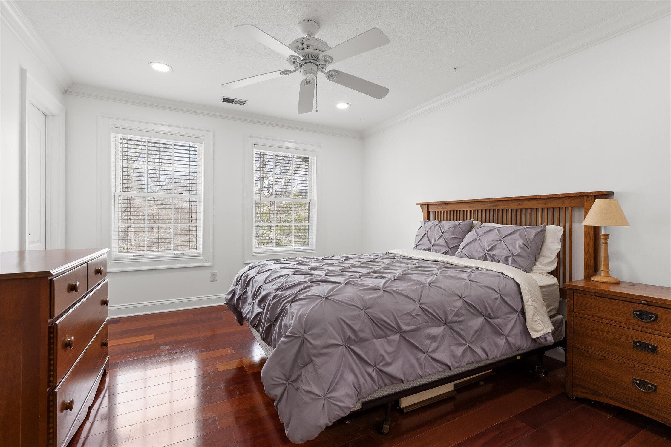 1250 Owl Hollow Road, McDonald