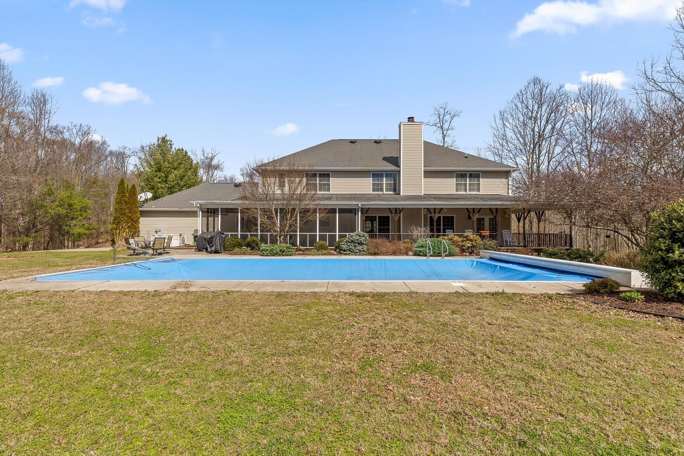 1250 Owl Hollow Road, McDonald