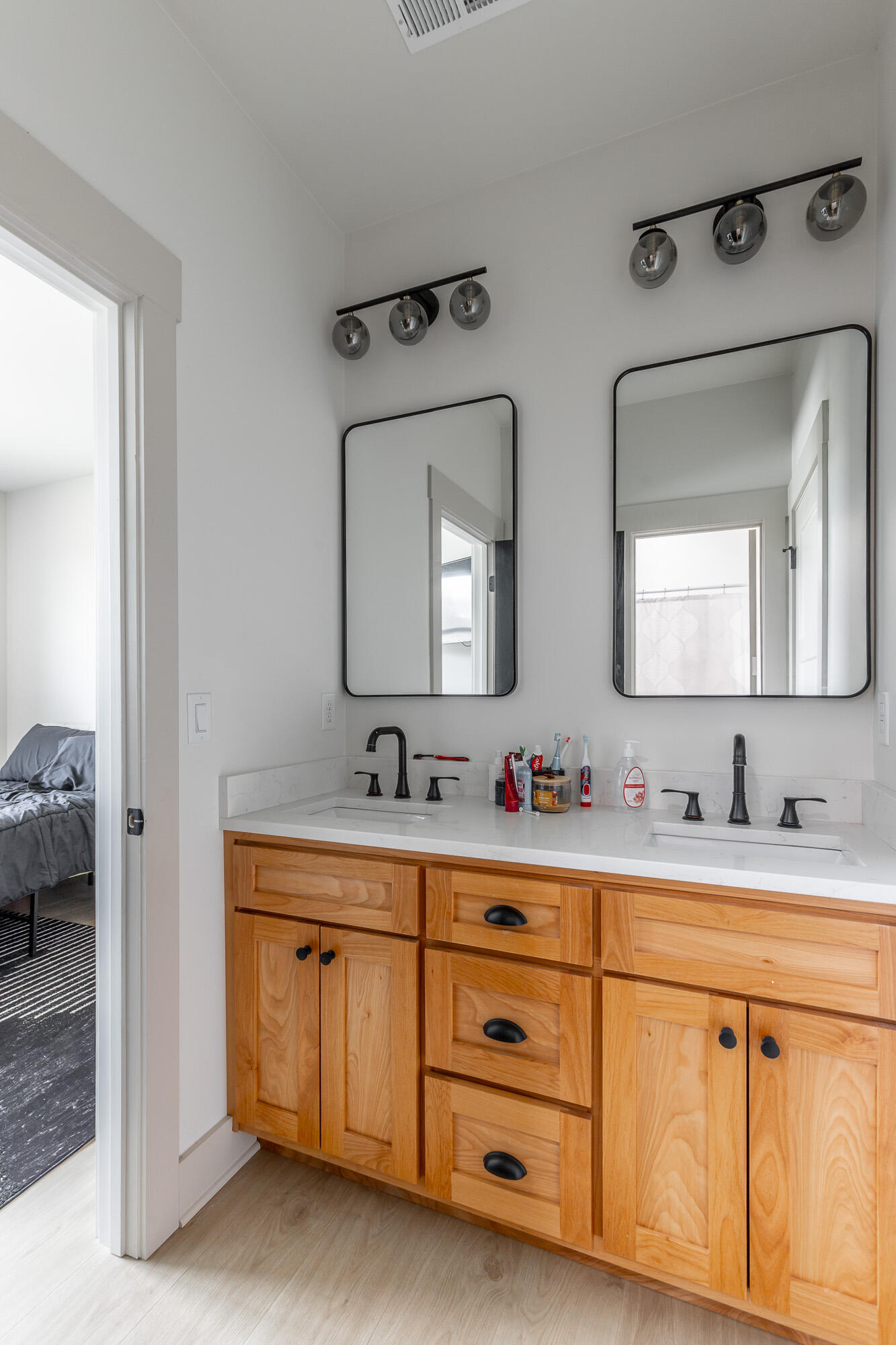 686 Bell Road, LaFayette