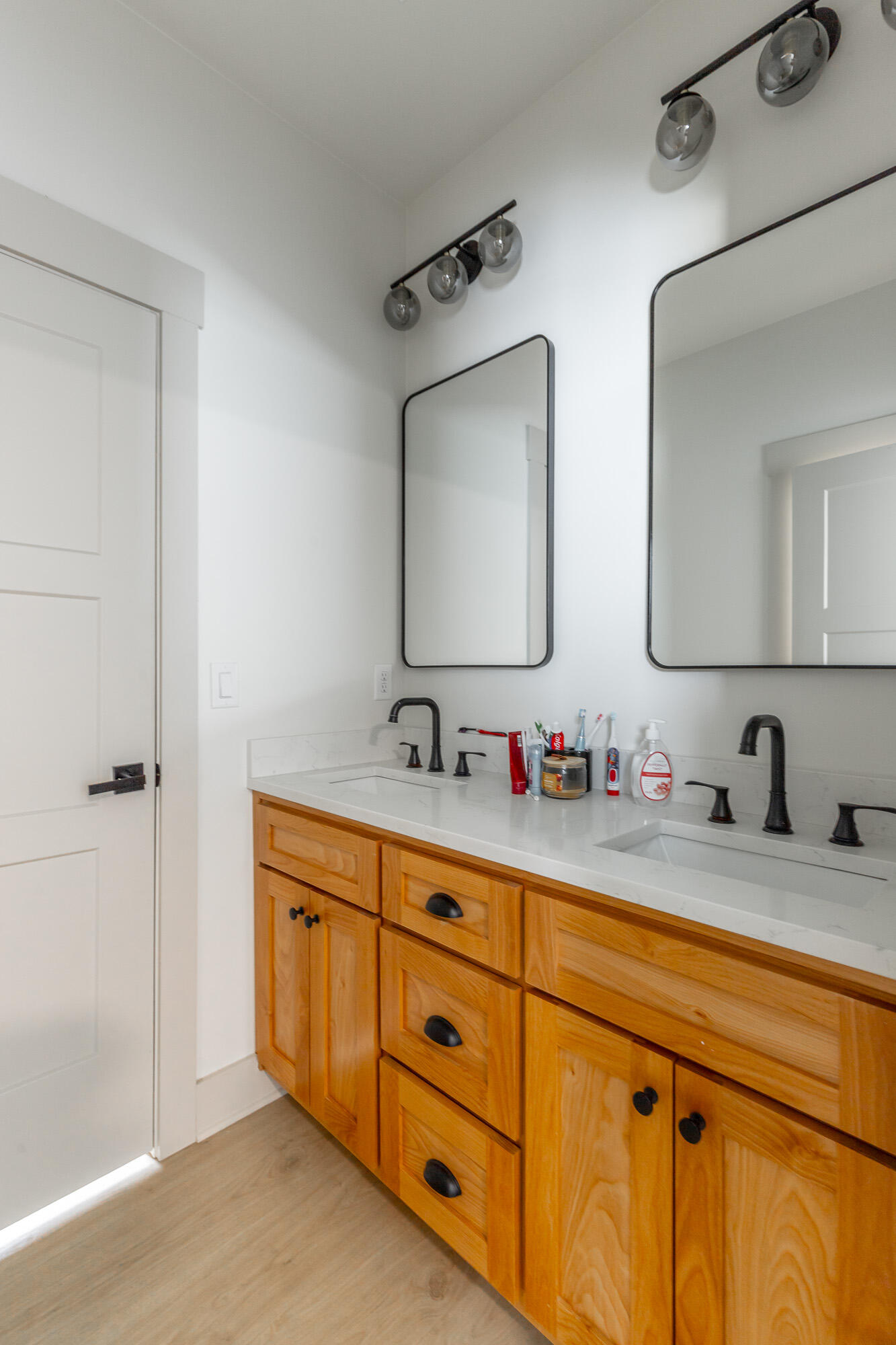 686 Bell Road, LaFayette