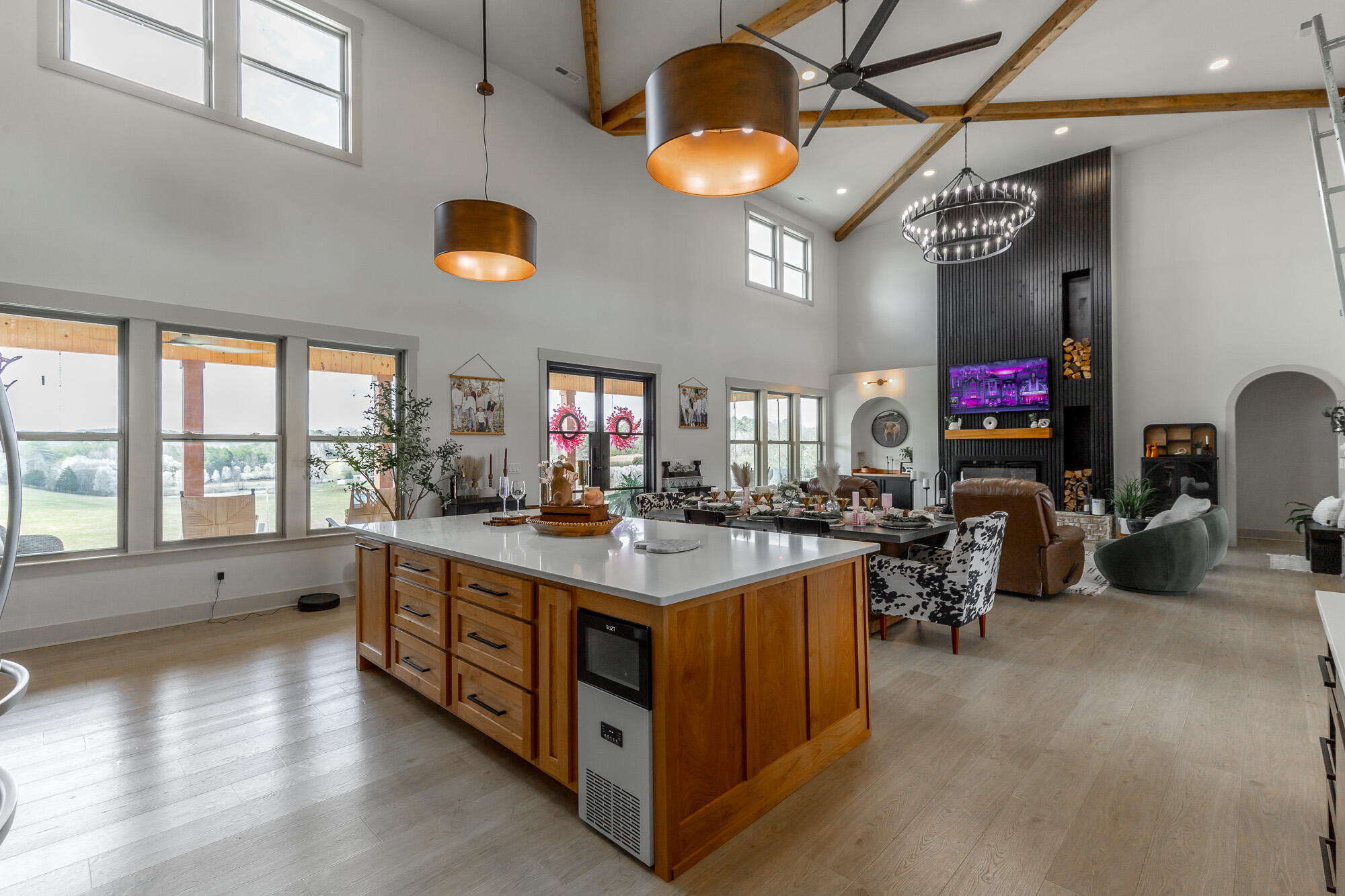 686 Bell Road, LaFayette