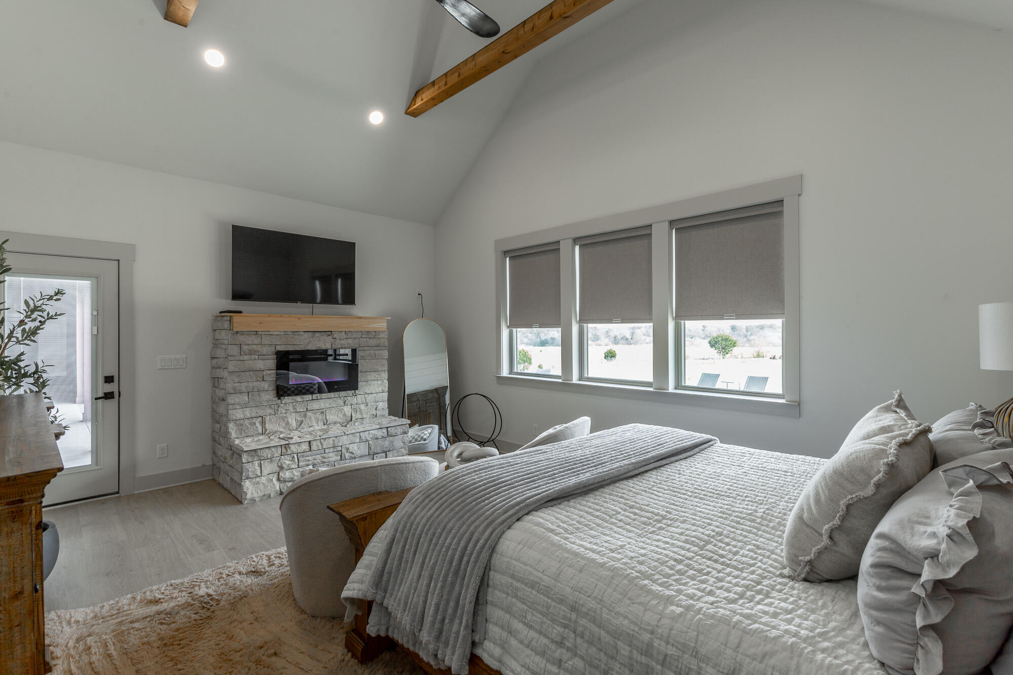 686 Bell Road, LaFayette