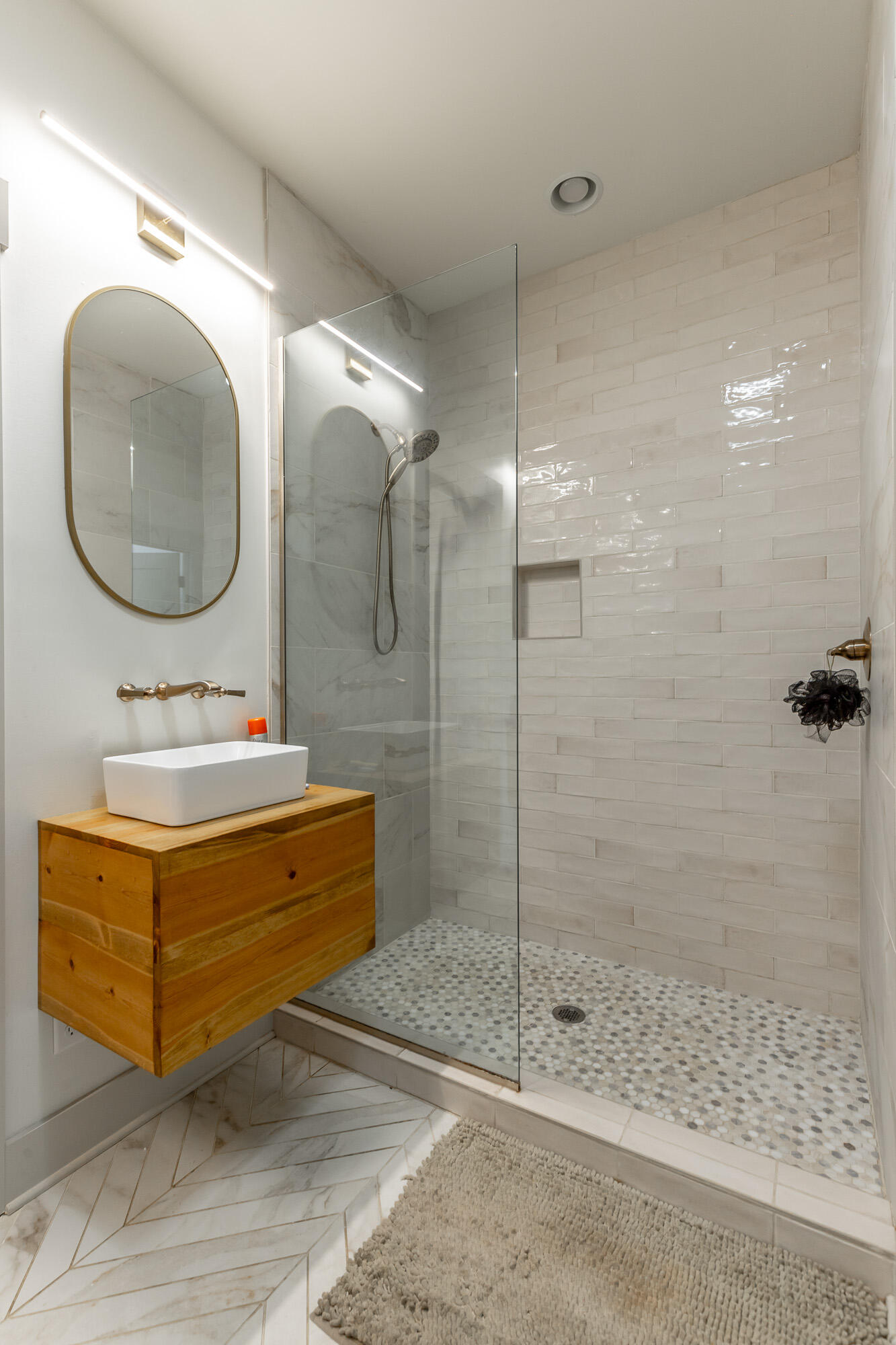 686 Bell Road, LaFayette